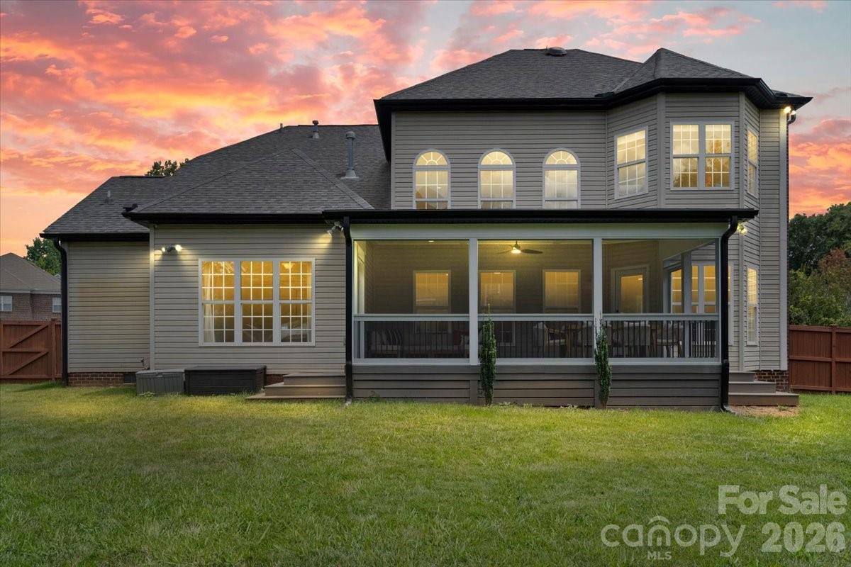2519 Fallbrook Place Property Photo 46