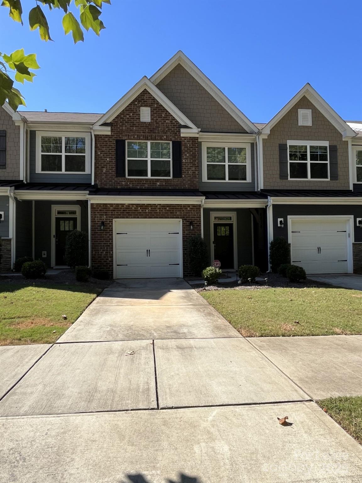 6814 Harris Bay Road Property Photo 1