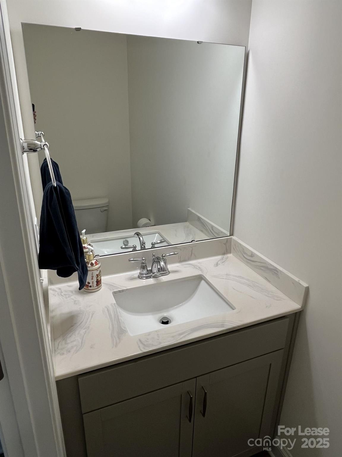 6814 Harris Bay Road Property Photo 6