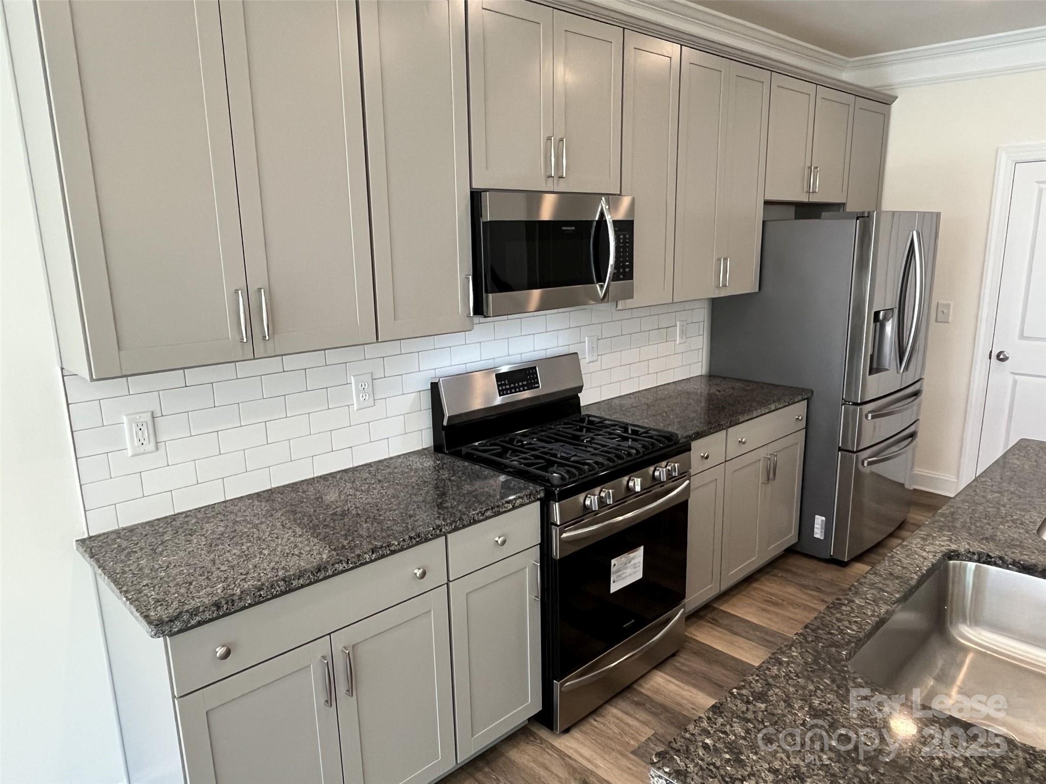 6814 Harris Bay Road Property Photo 10