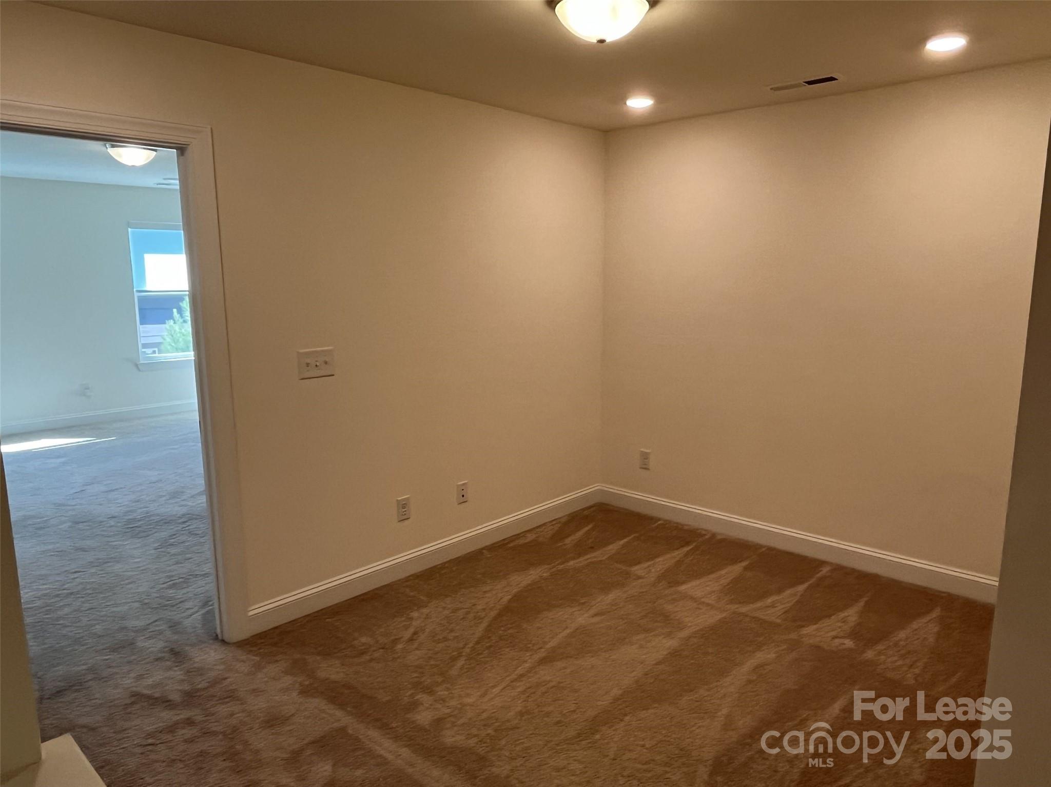 6814 Harris Bay Road Property Photo 15