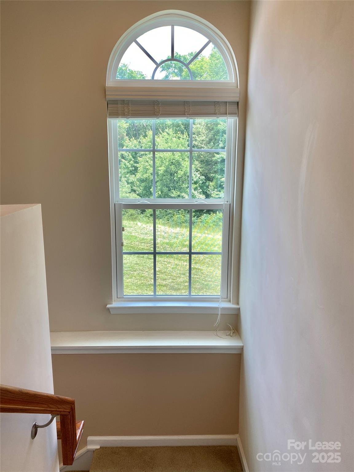 2601 Silverthorn Drive Property Photo 17