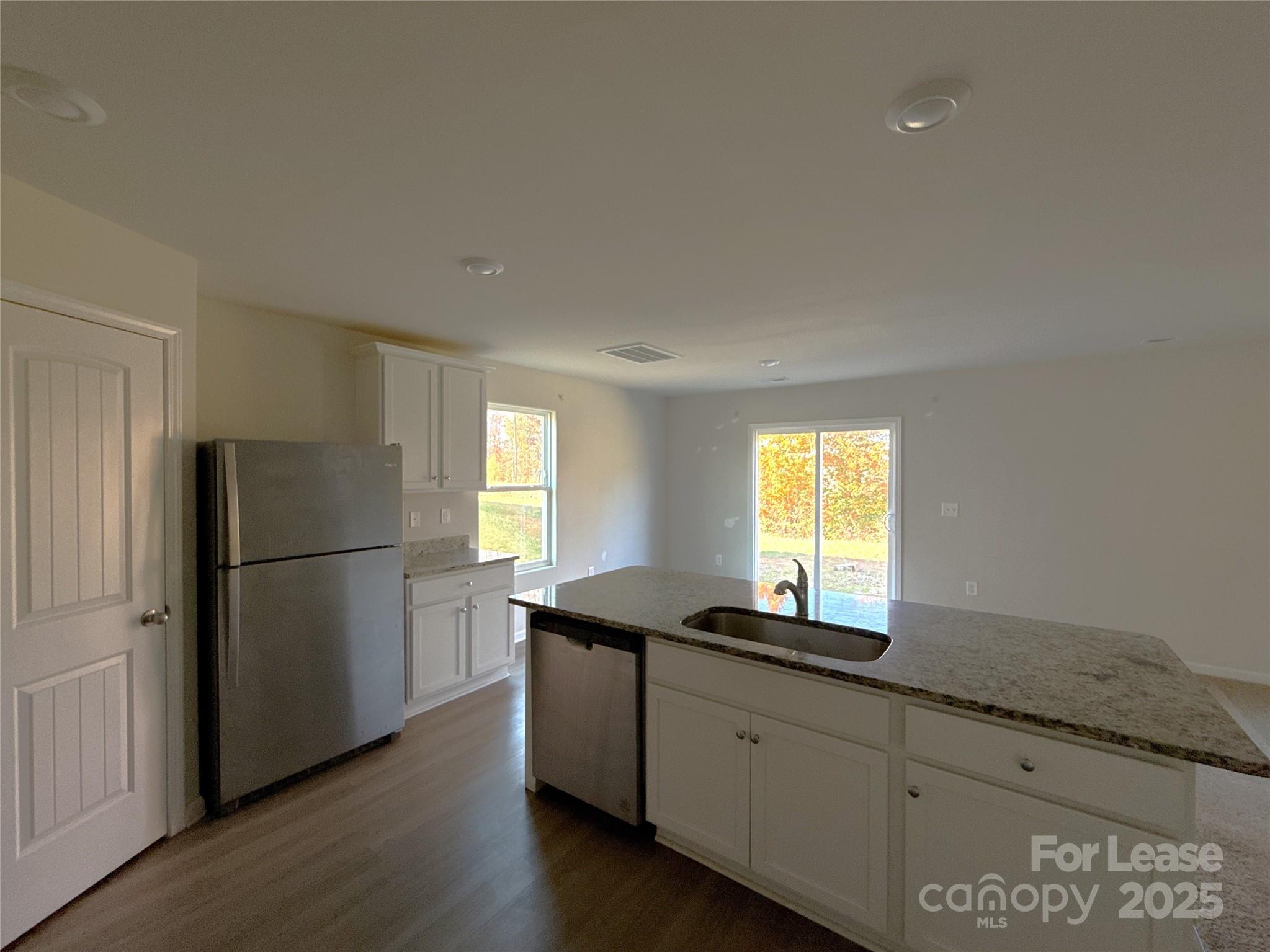 3038 Trailblazer Street Property Photo 6