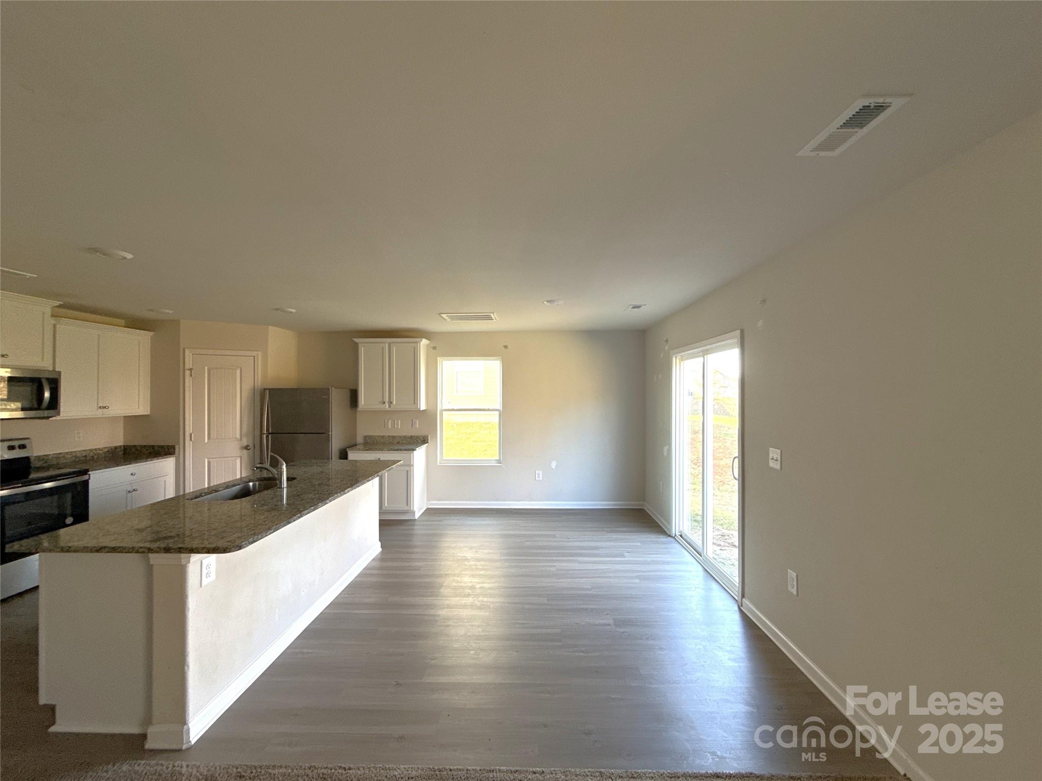 3038 Trailblazer Street Property Photo 7