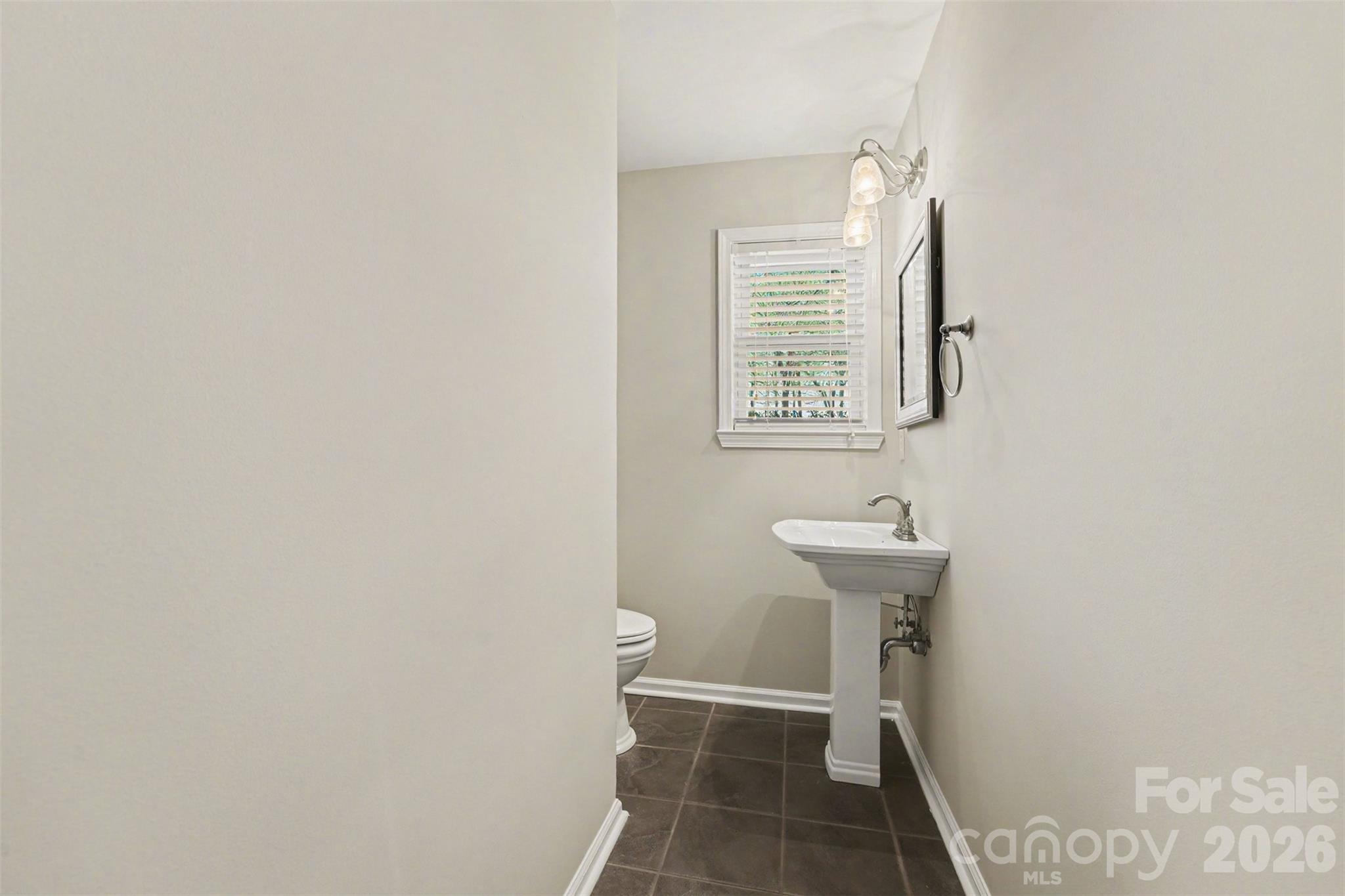 7088 Wateredge Drive Property Photo 17