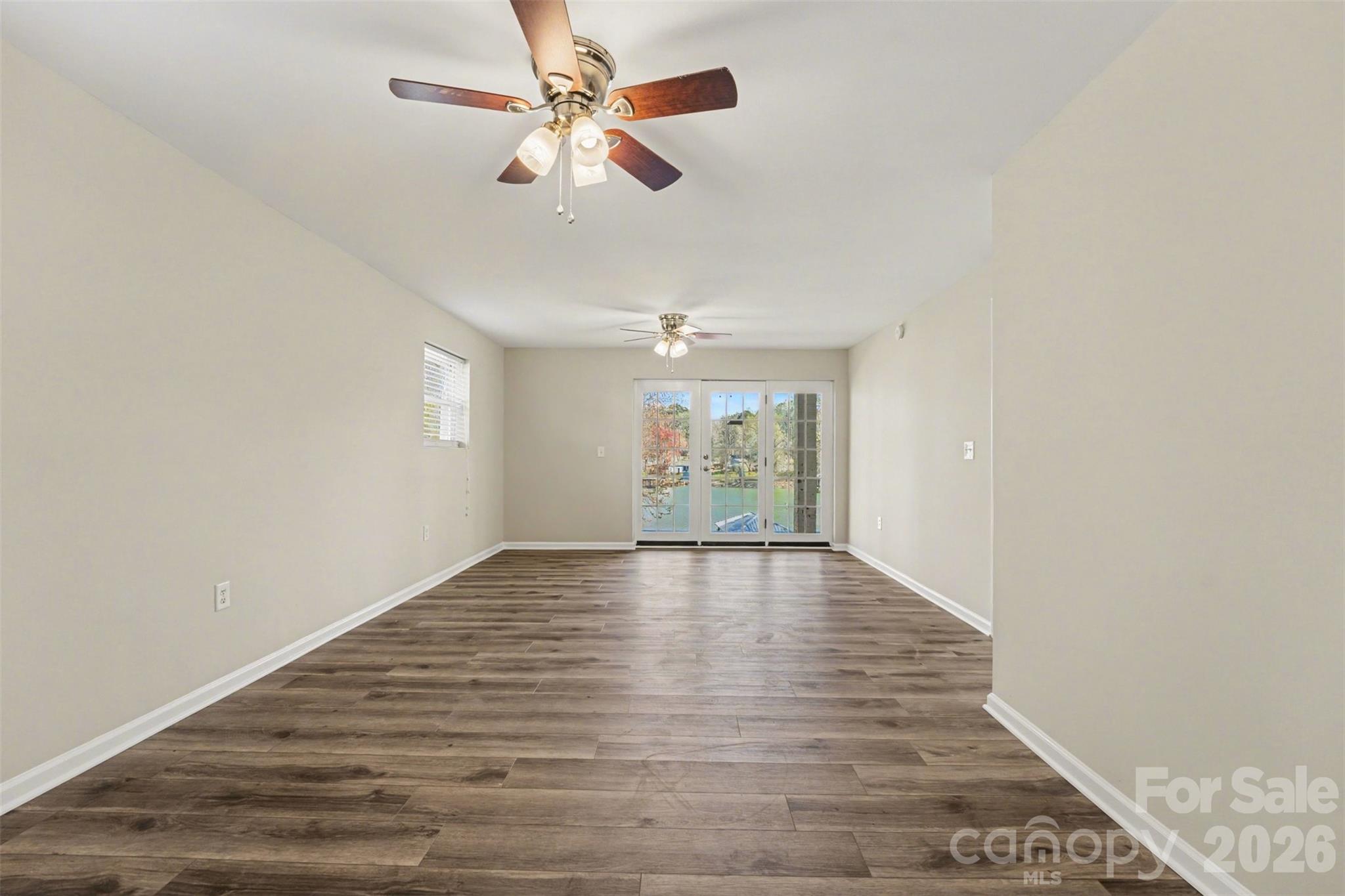 7088 Wateredge Drive Property Photo 20