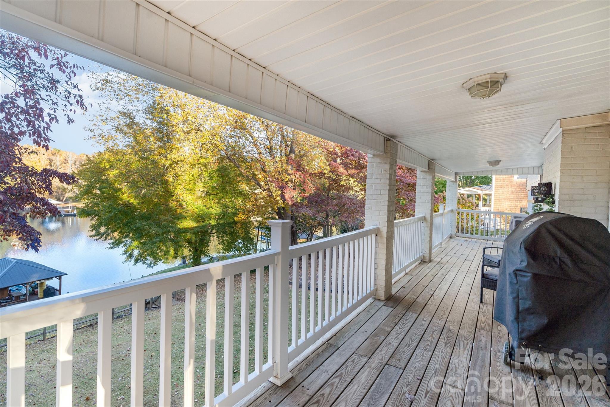 7088 Wateredge Drive Property Photo 26