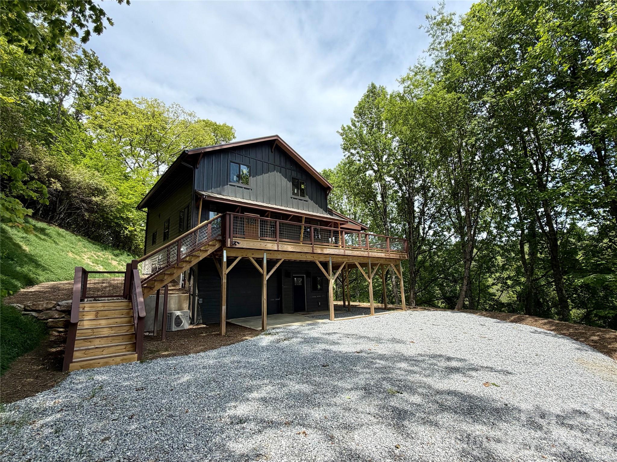 114 Phivo Drive Property Photo 4