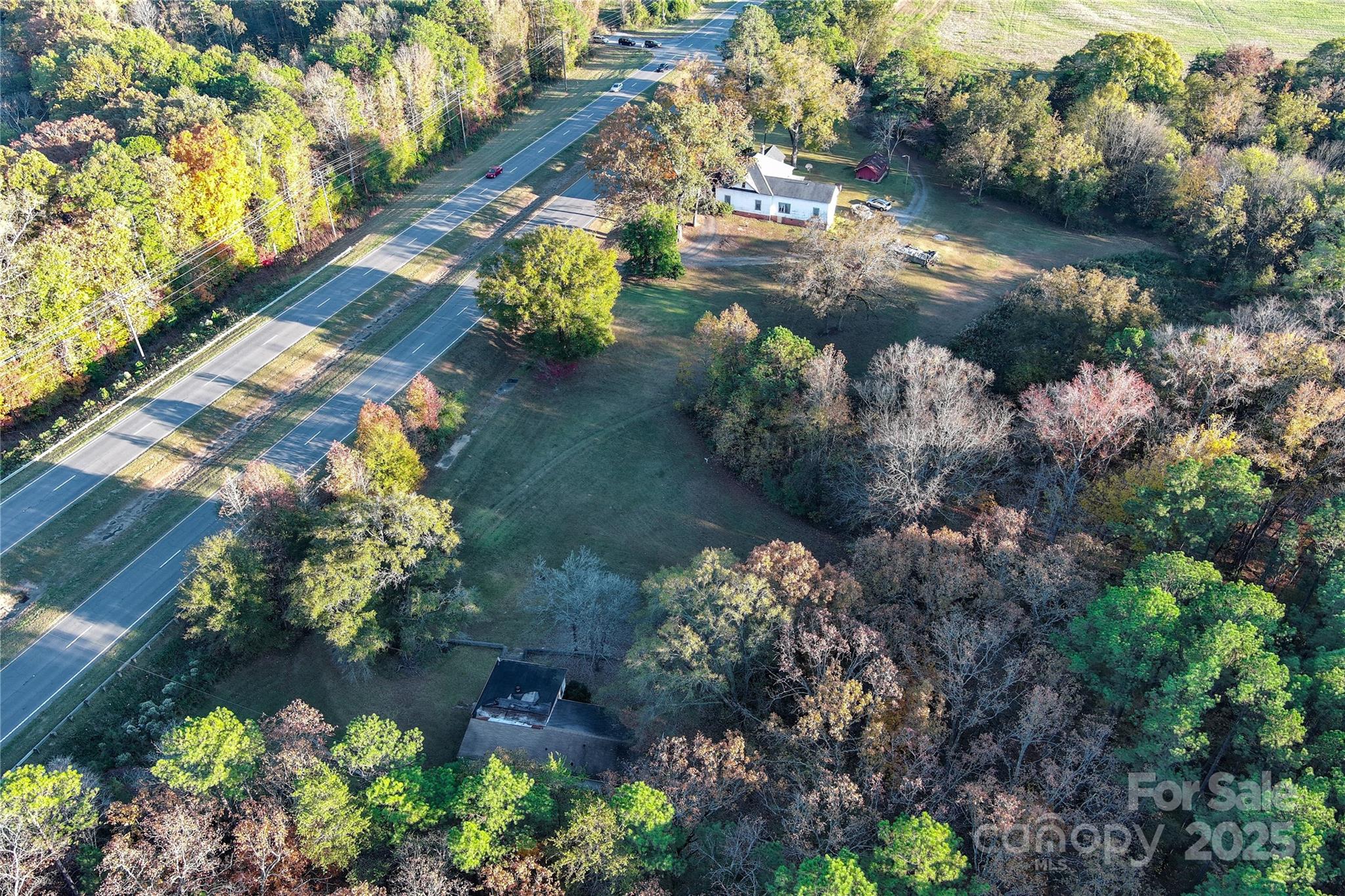 6993 Charlotte Highway Property Photo 1