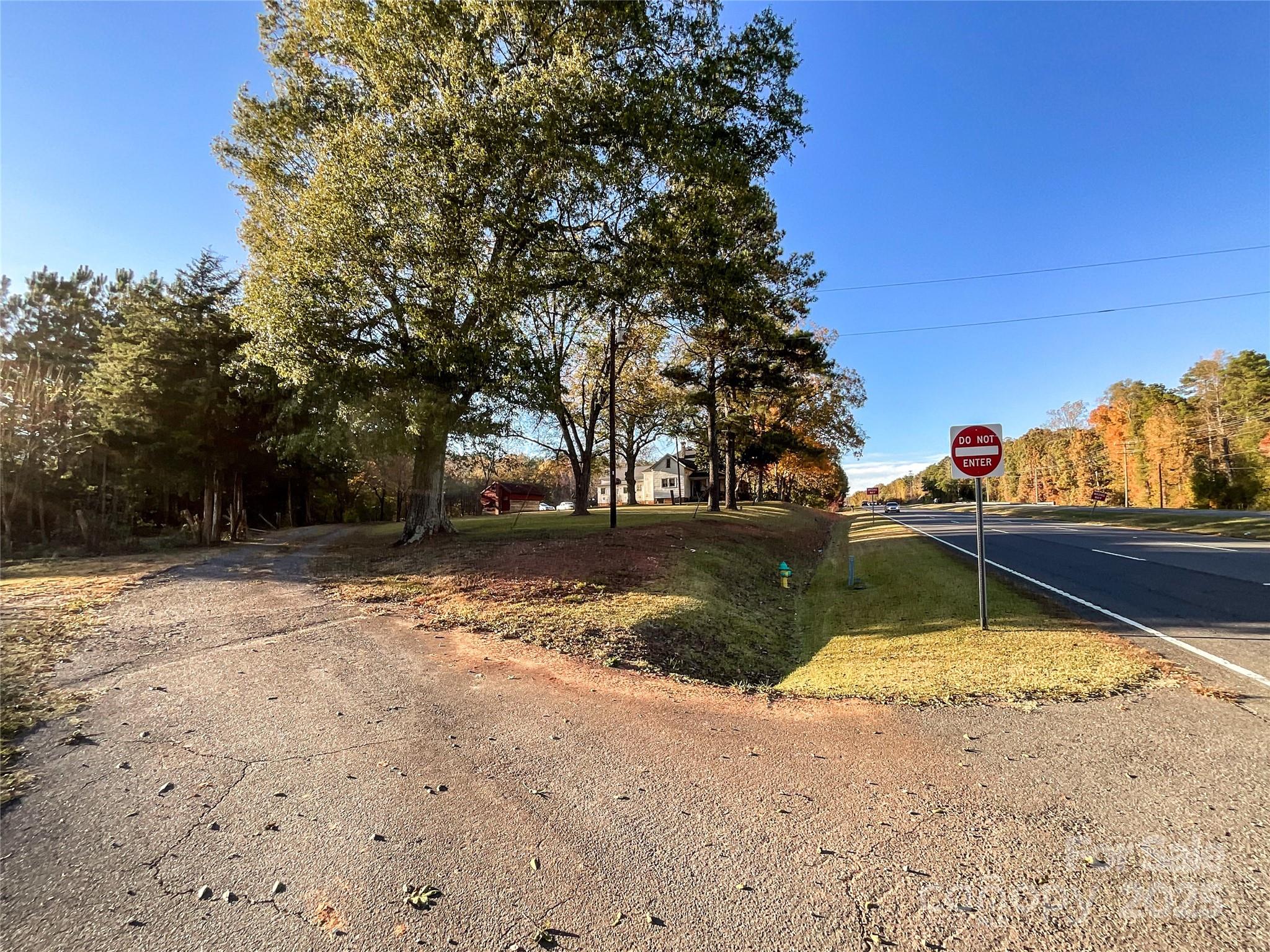 6993 Charlotte Highway Property Photo 10