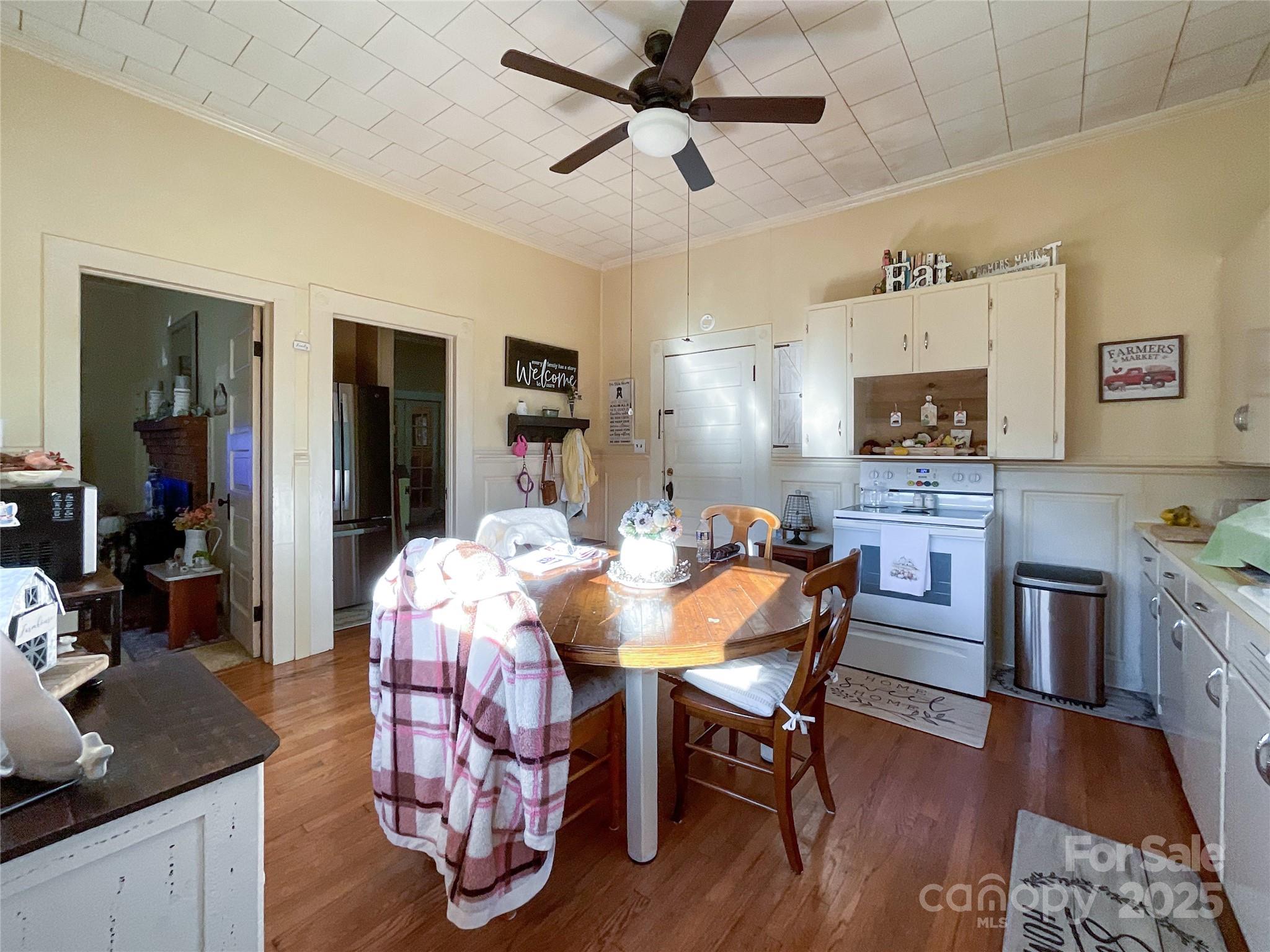 6993 Charlotte Highway Property Photo 12