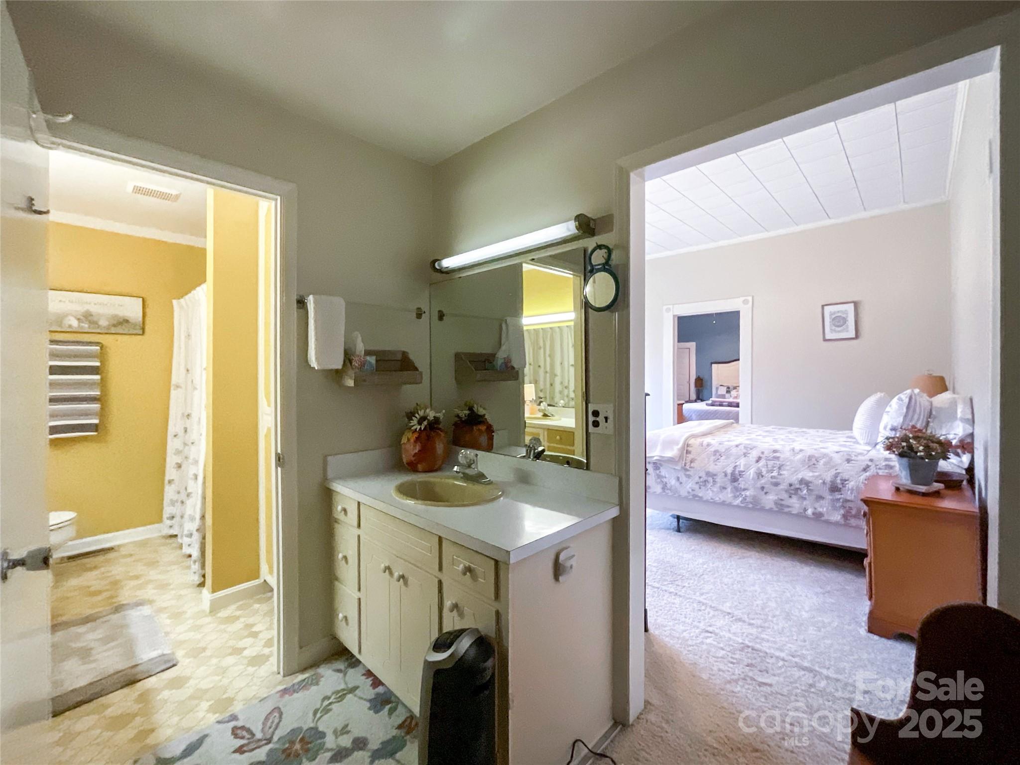 6993 Charlotte Highway Property Photo 28