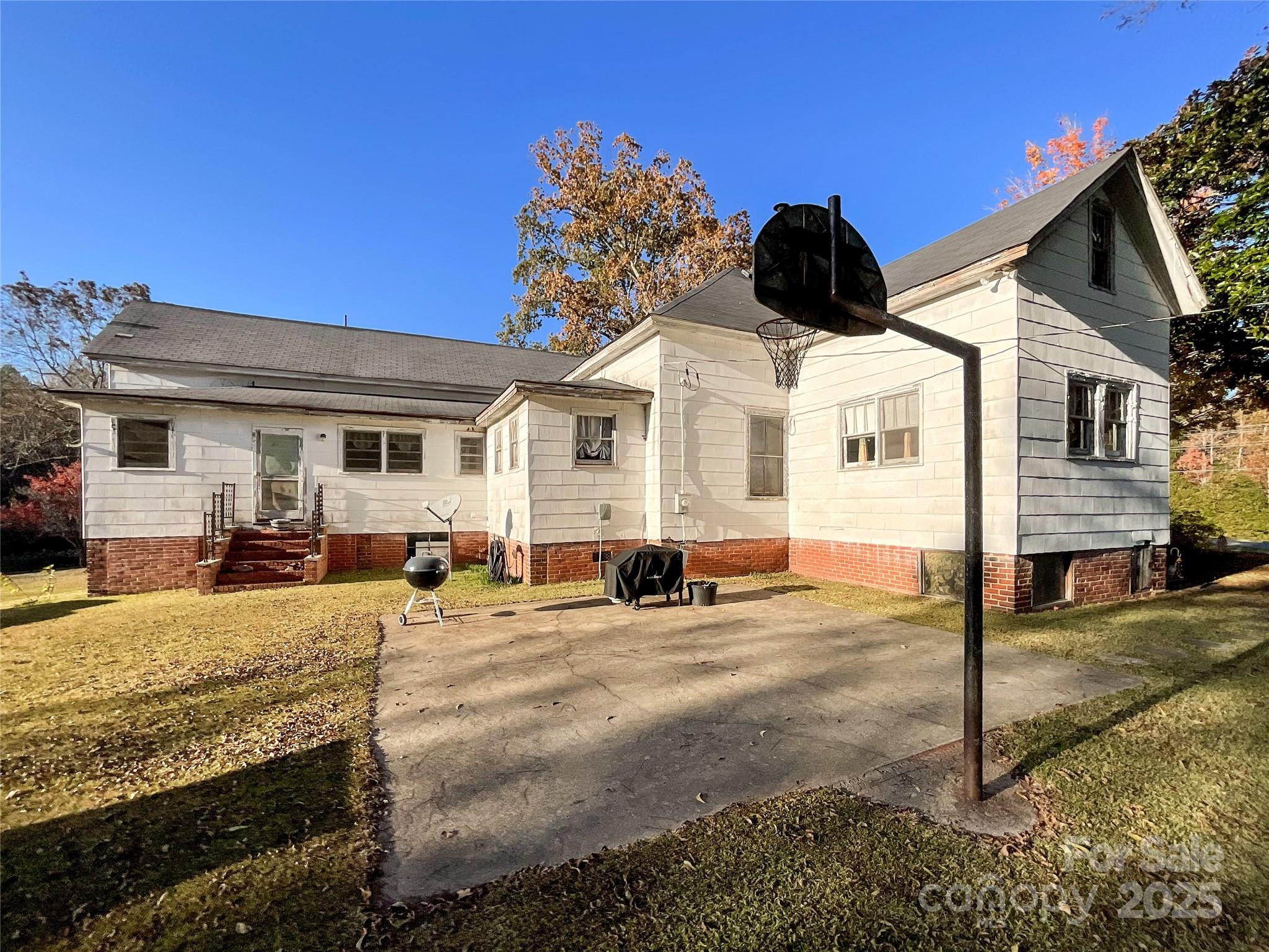 6993 Charlotte Highway Property Photo 33