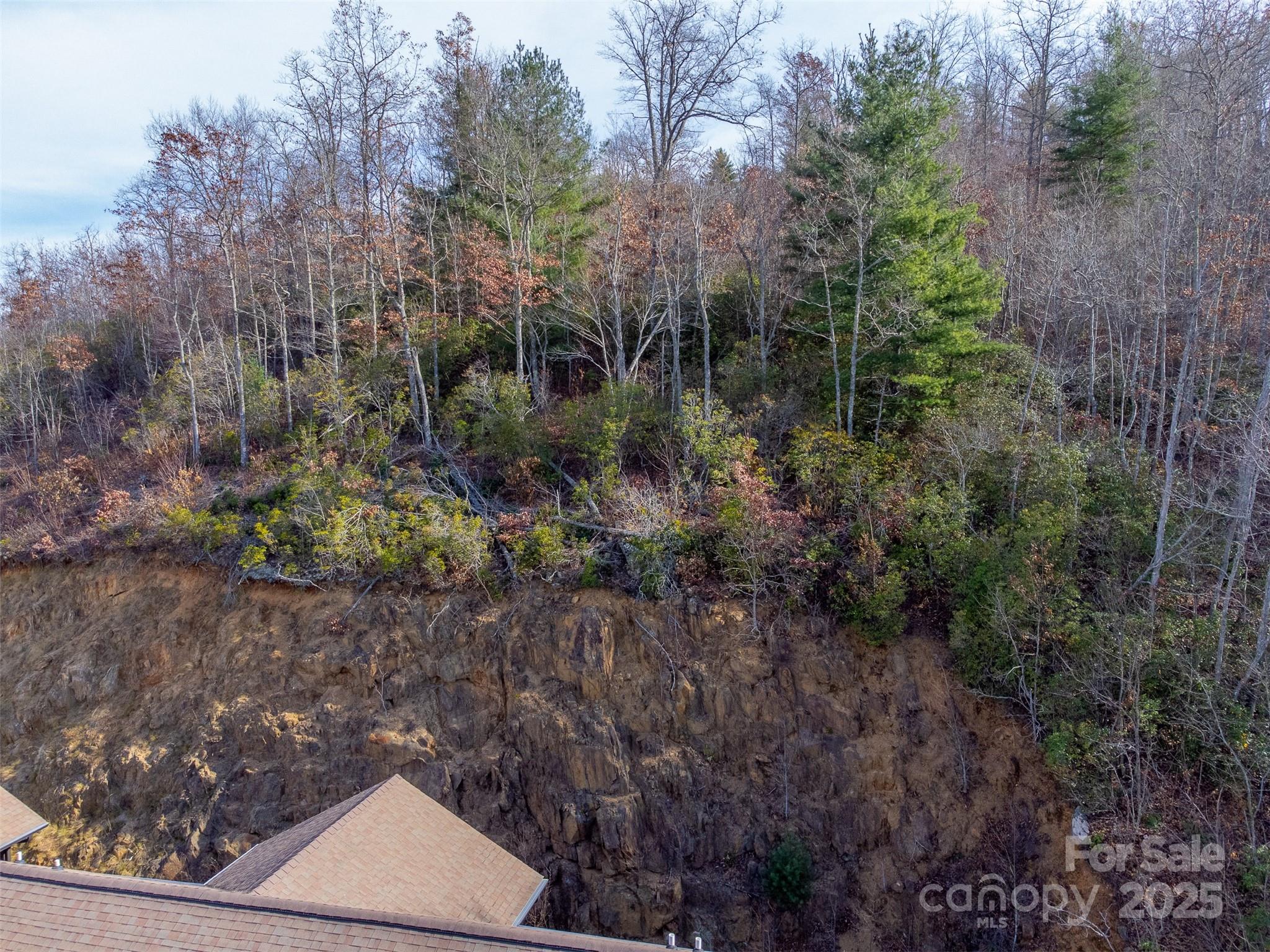 00 Garnet Road Property Photo 10