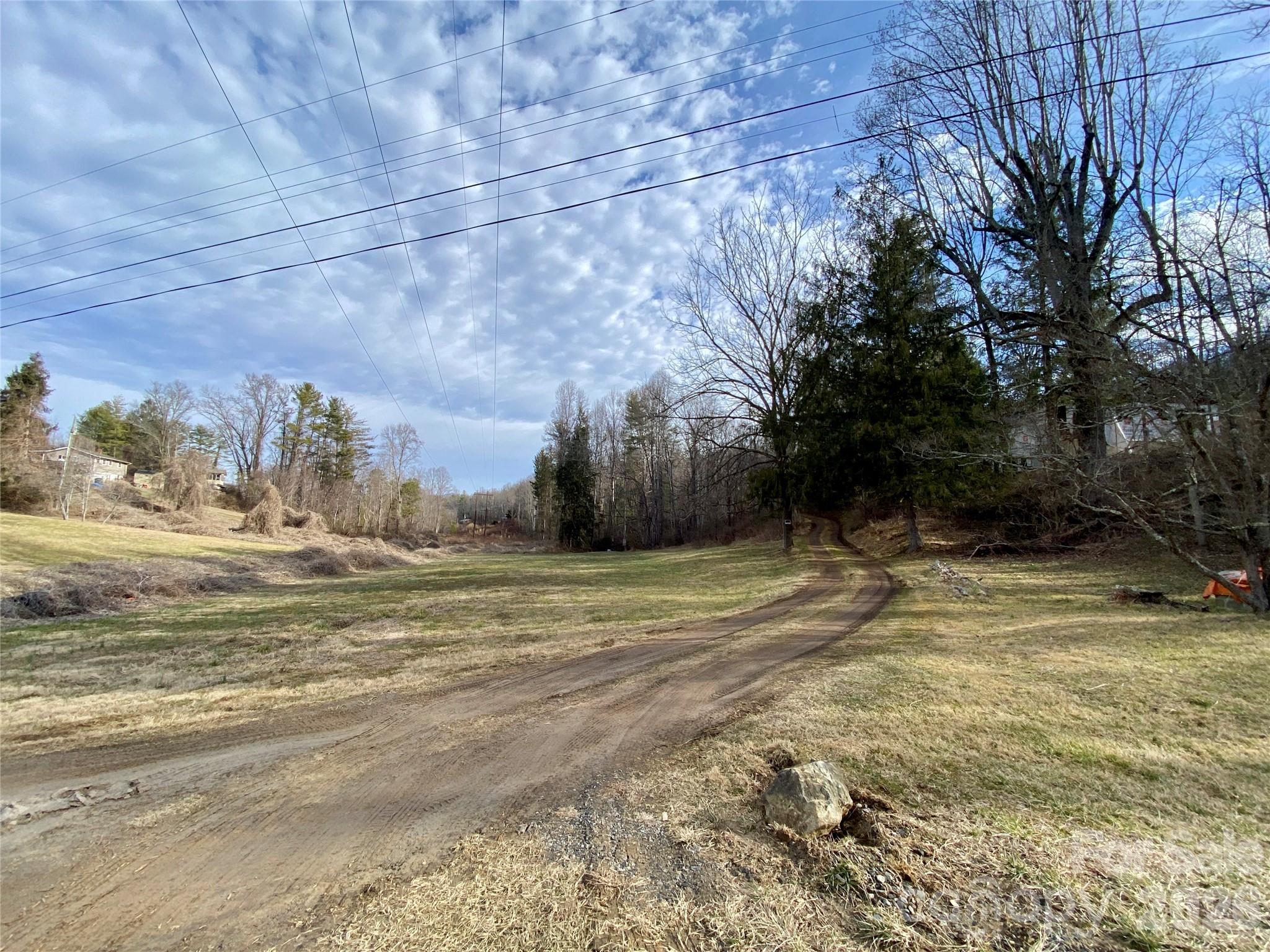 99999 Willow Creek Drive 2 Property Photo 4