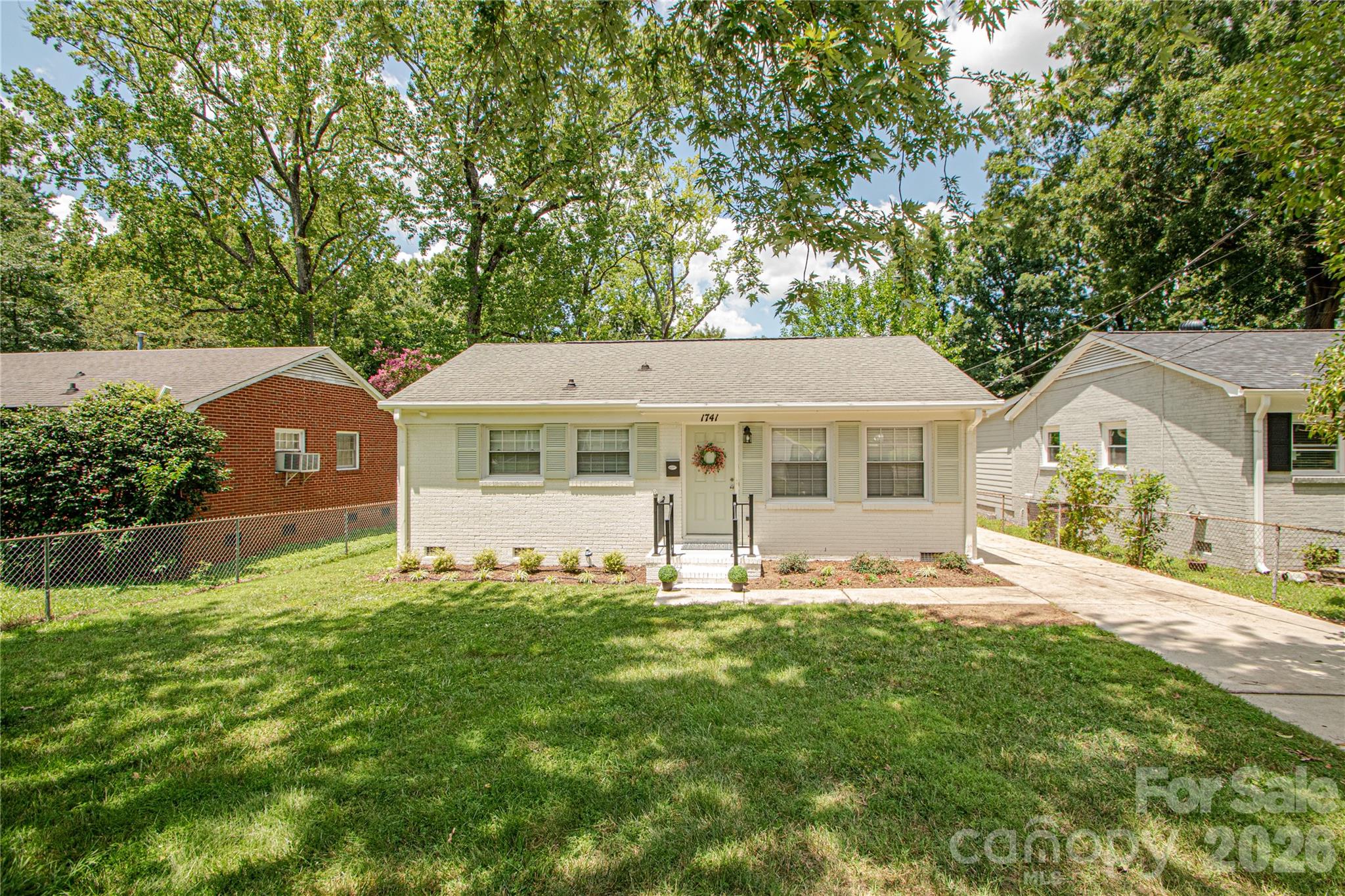 1741 Dallas Avenue L11 Property Photo 2