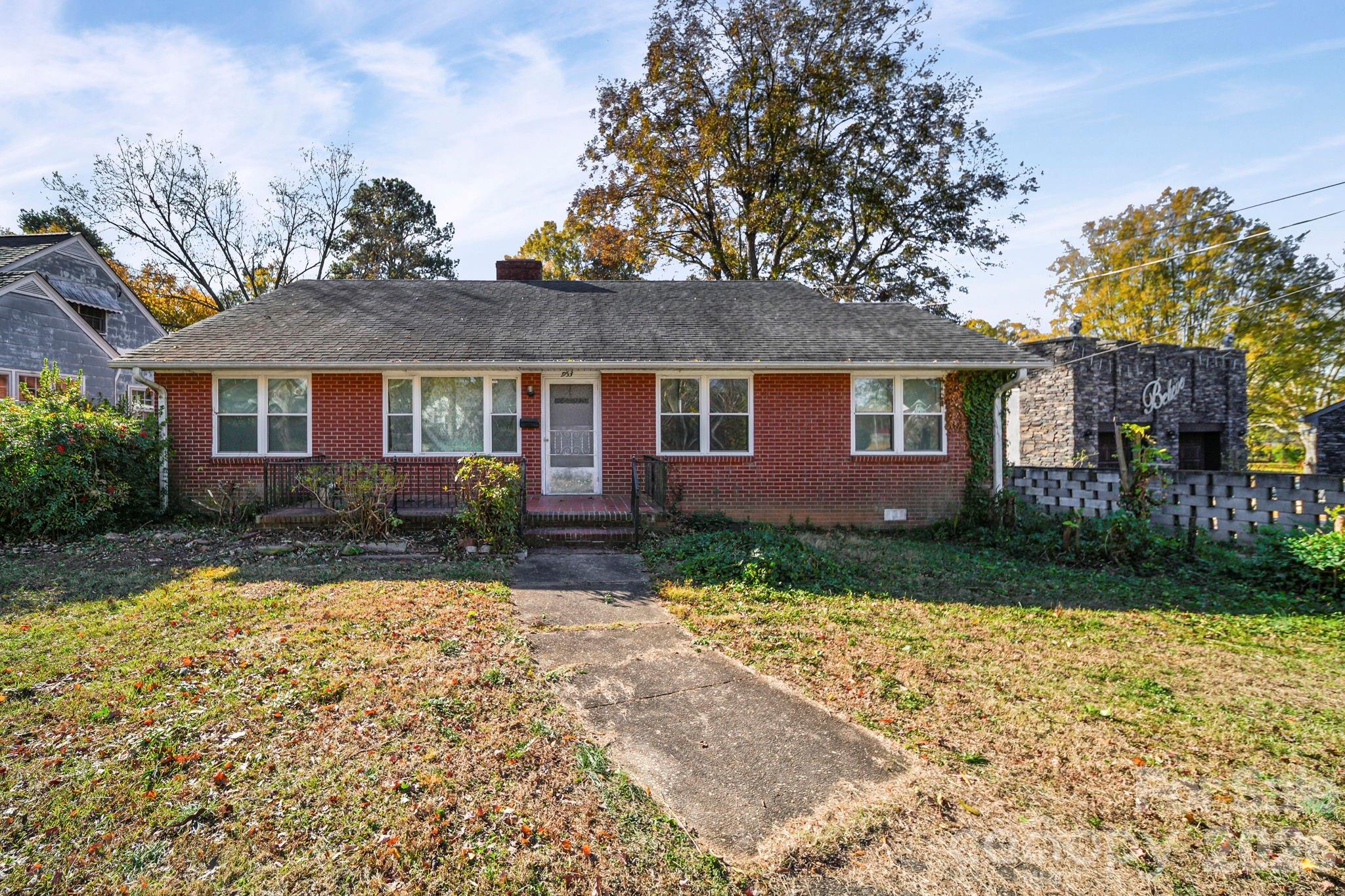 953 Fairmont Avenue Property Photo 1