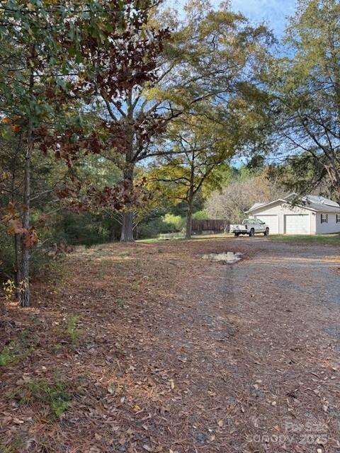 665 E Robertson Road Property Photo 8