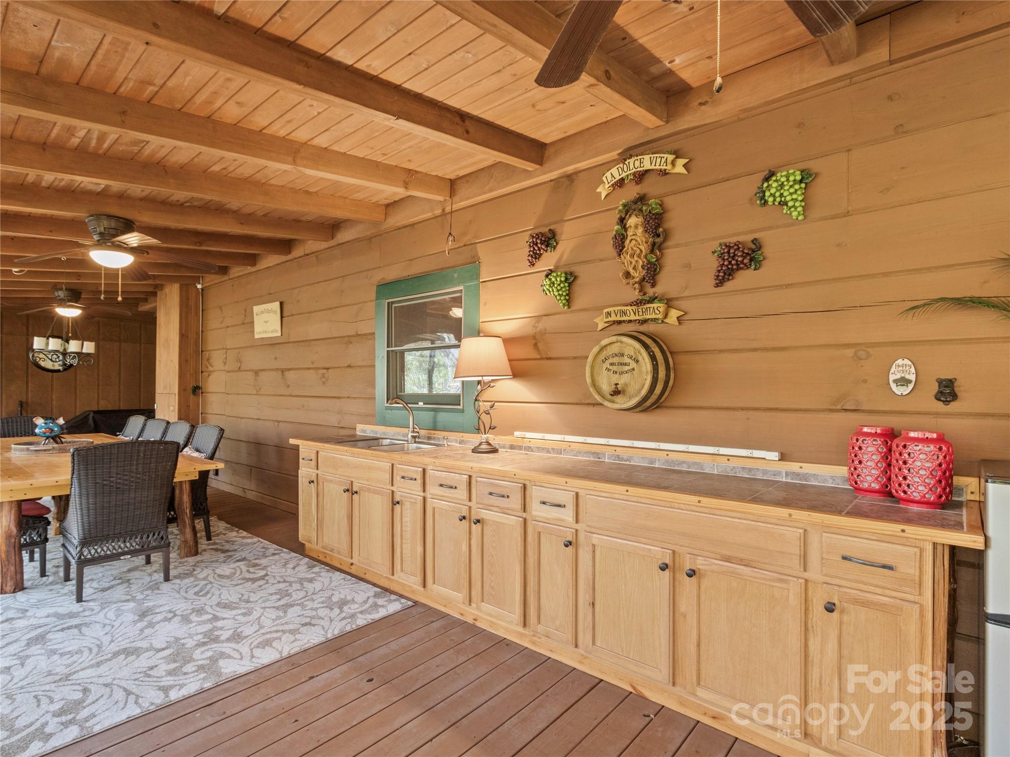 351 Buck Springs Run Property Photo 8