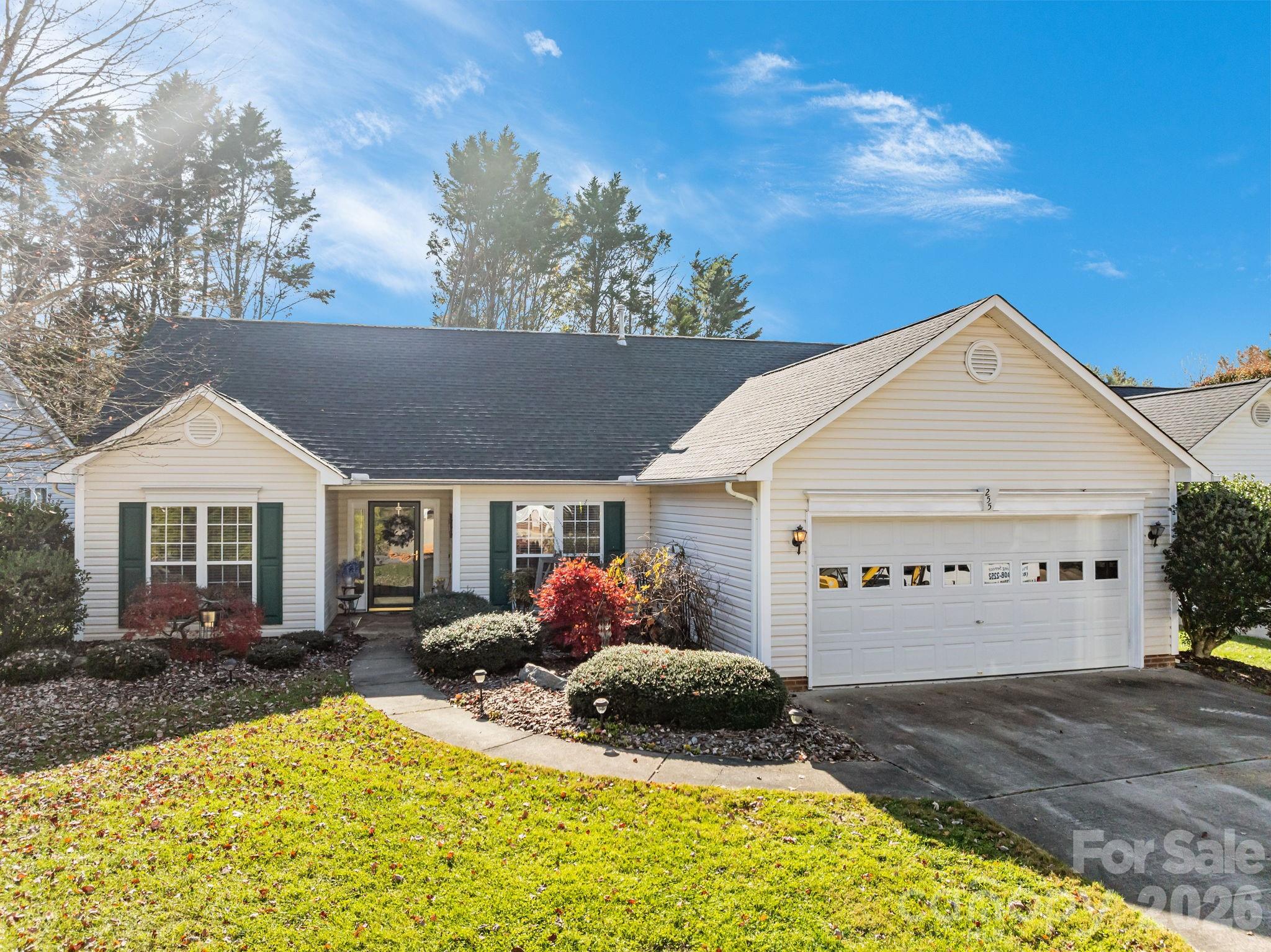 255 Stonehollow Road Property Photo 1
