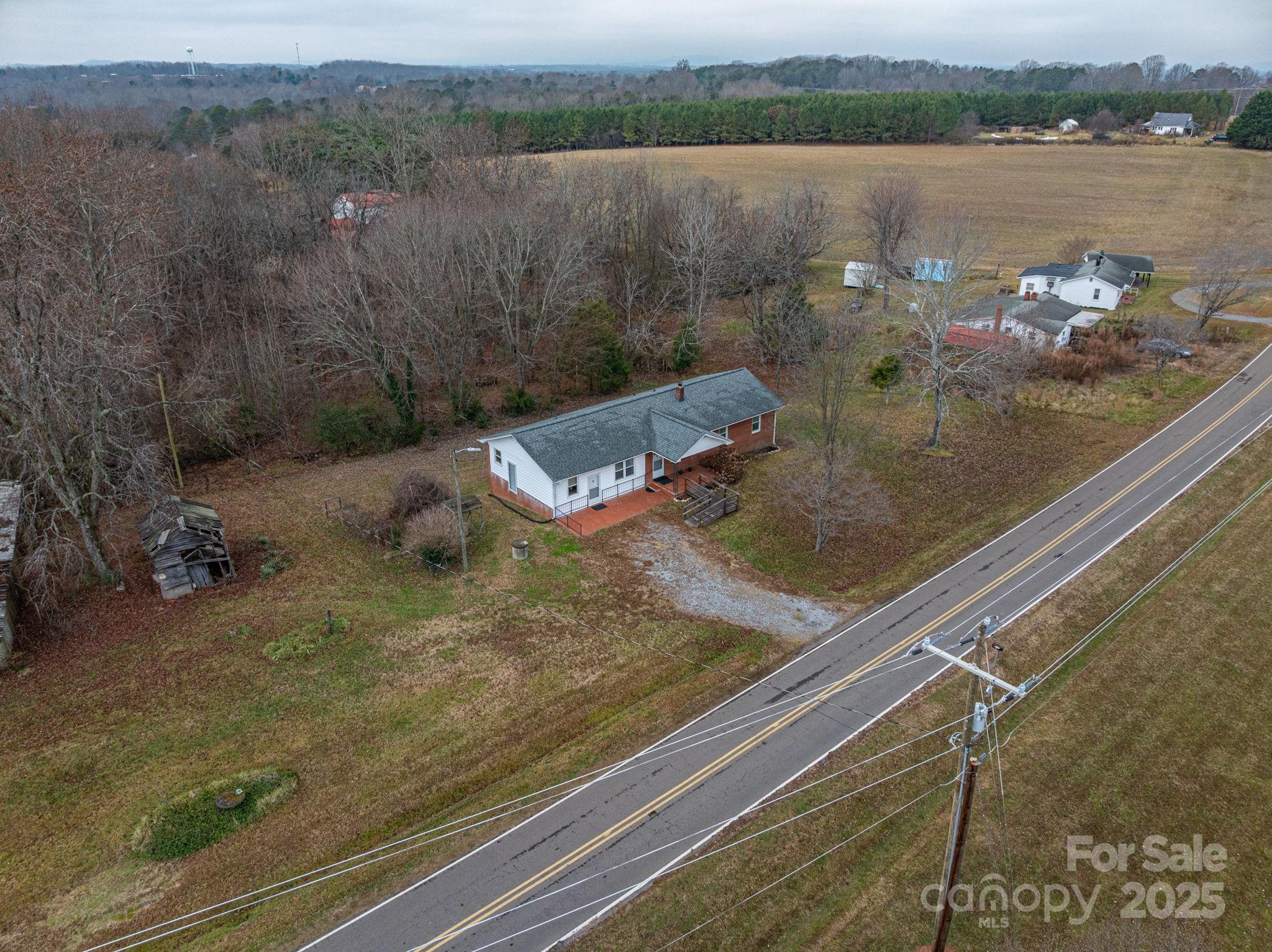 6331 Smith Road Property Photo 9