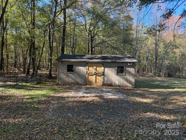 7159 Rev Melvin Adams Drive Property Photo 7