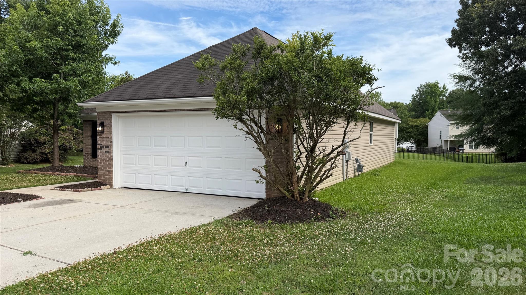 1005 Ladybank Court Property Photo 7