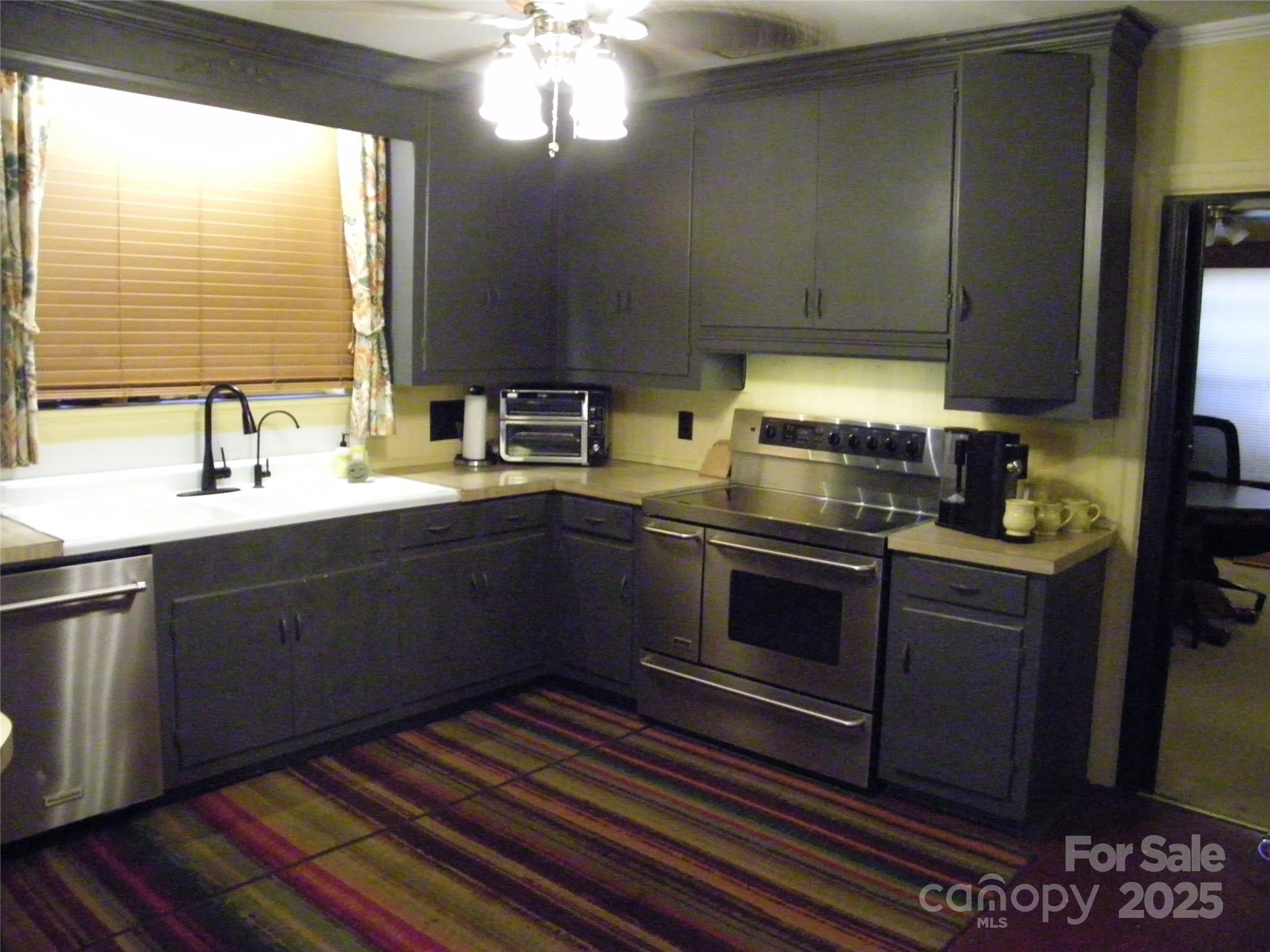 72 Lecline Circle Property Photo 3