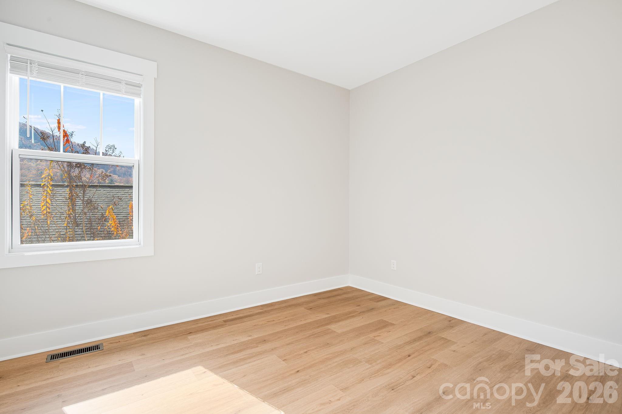 11 Byrdcliffe Lane Property Photo 18