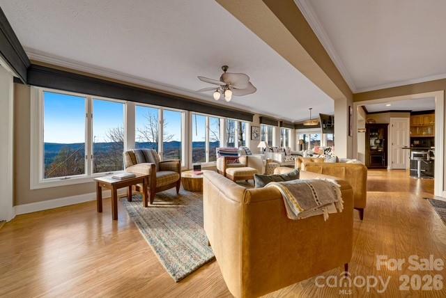 300 Roberts Drive Property Photo 2