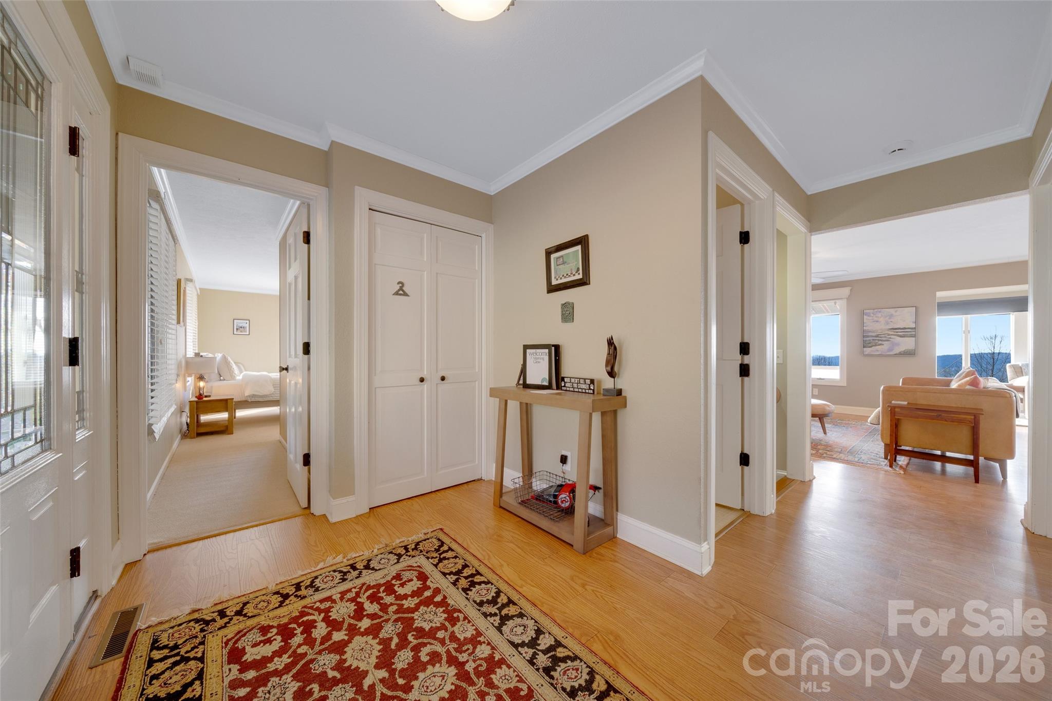 300 Roberts Drive Property Photo 3