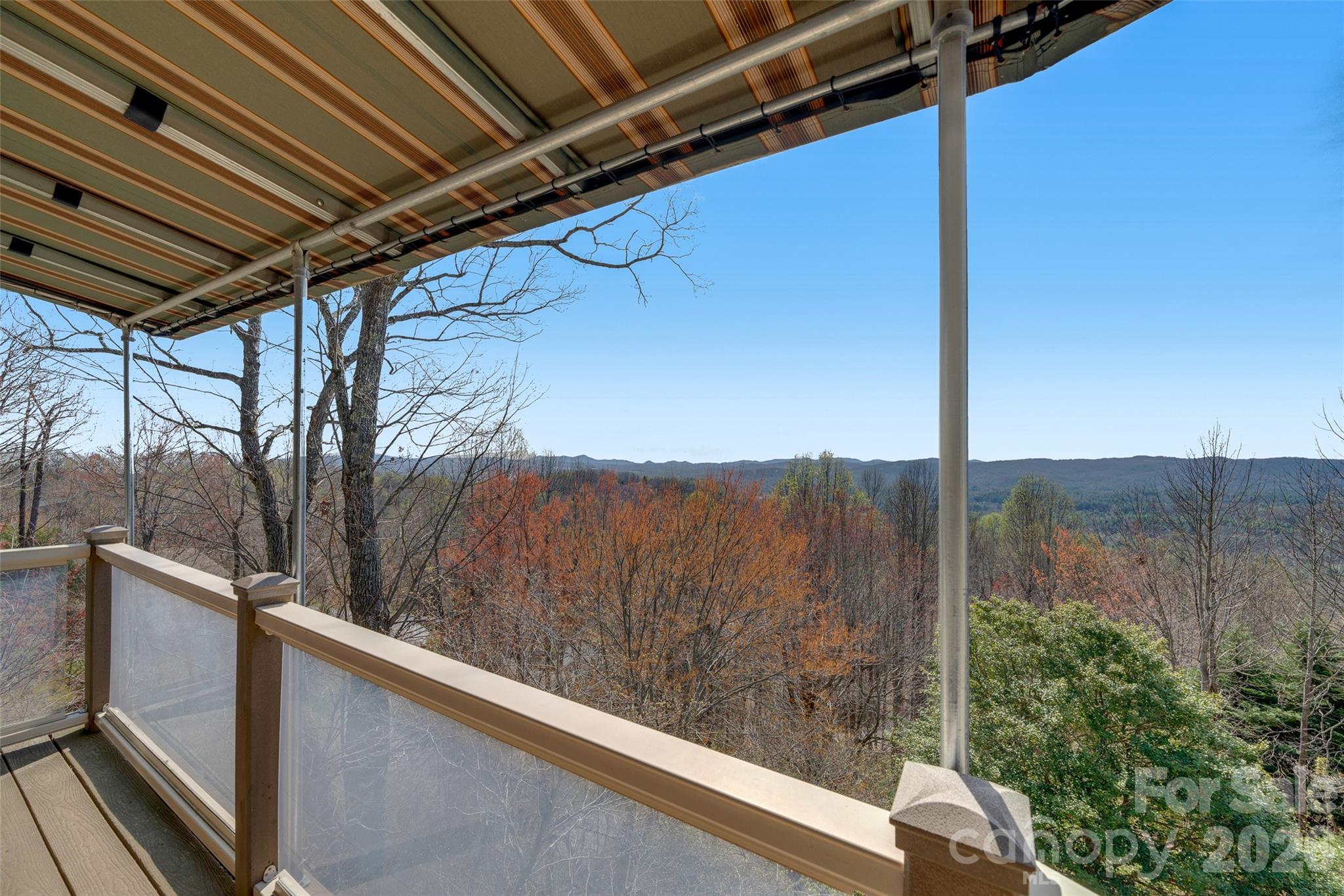 300 Roberts Drive Property Photo 11
