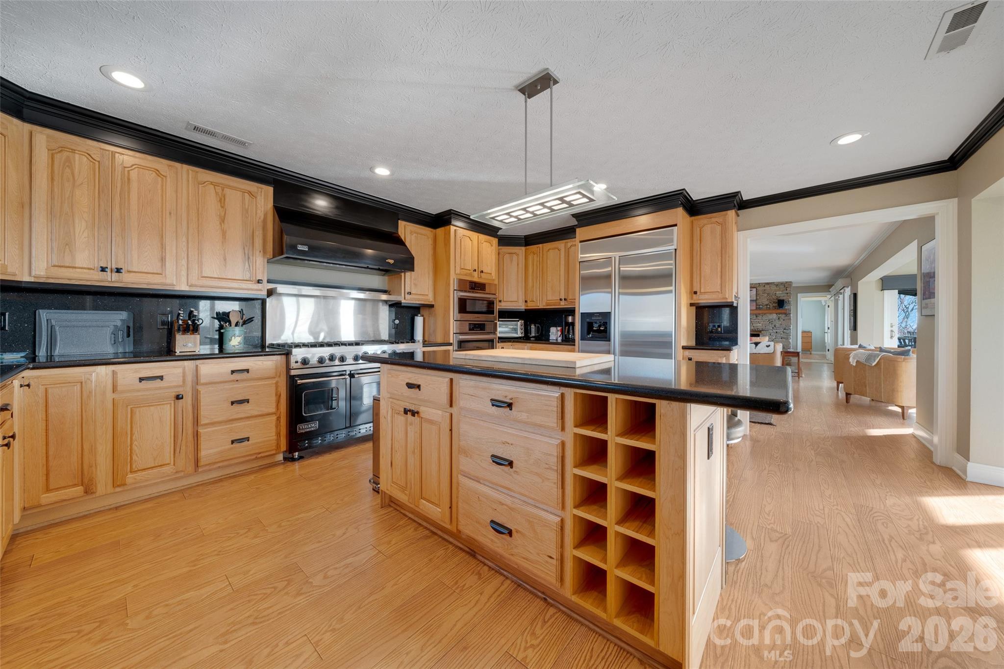 300 Roberts Drive Property Photo 18