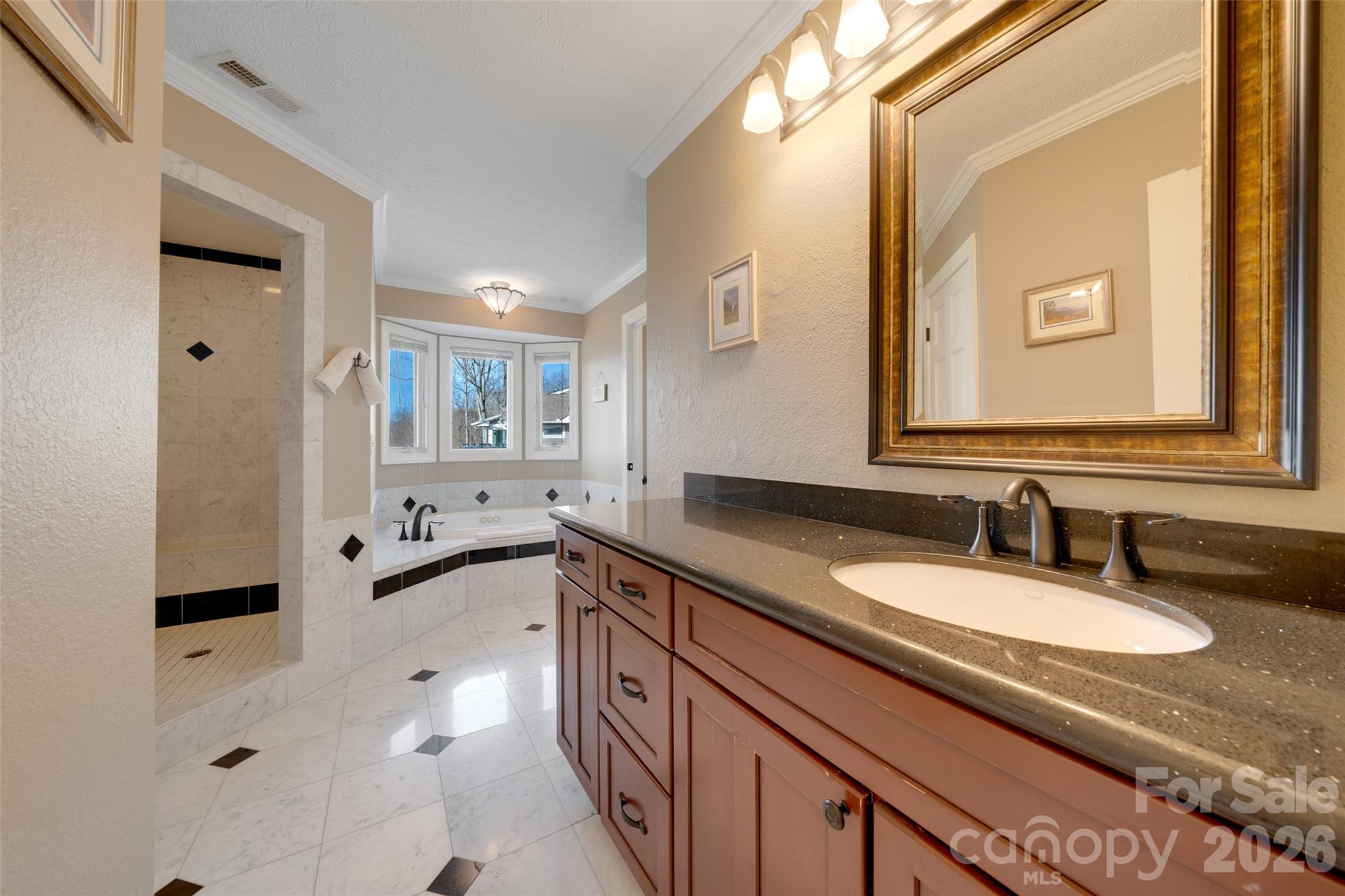 300 Roberts Drive Property Photo 26