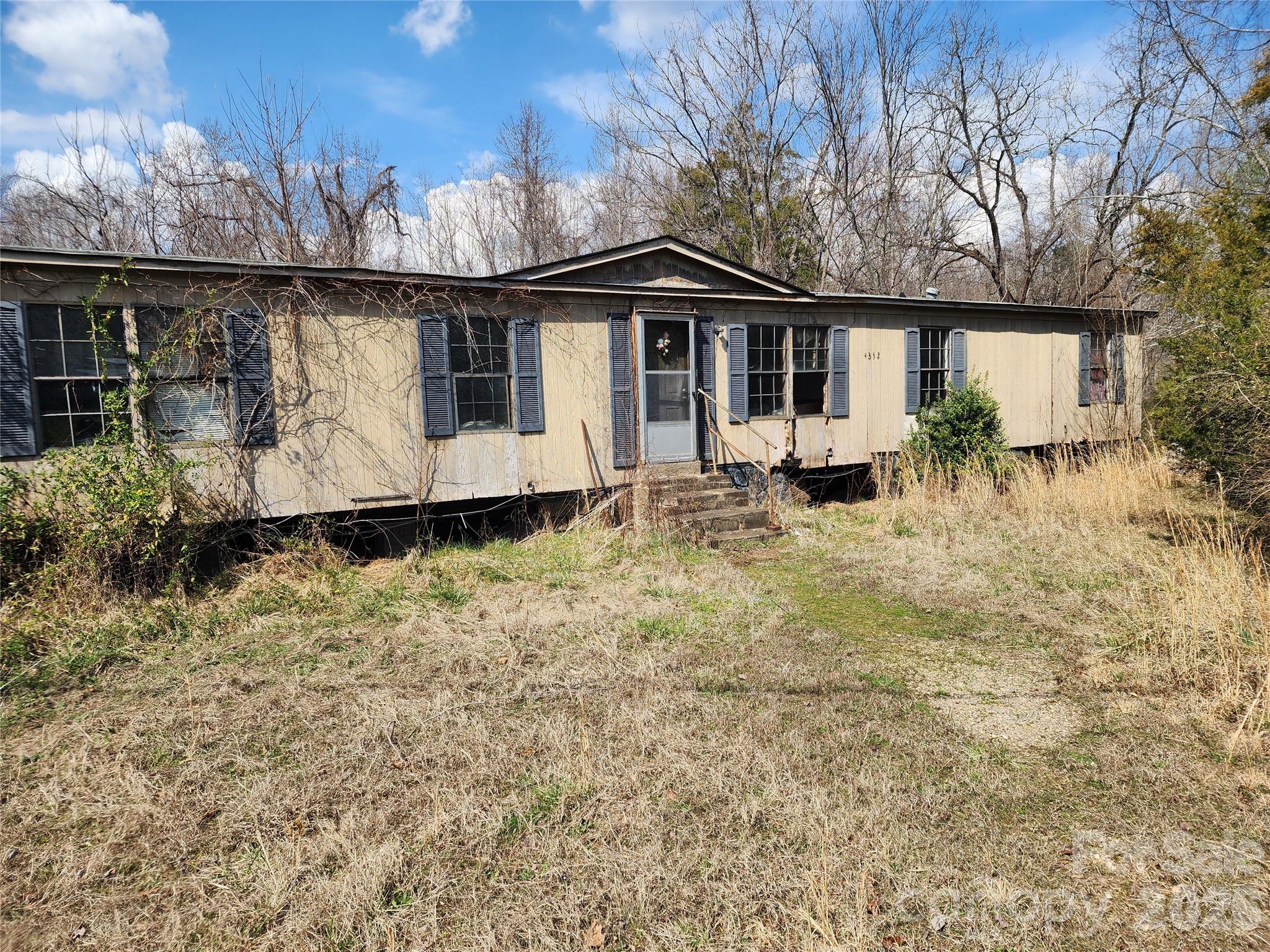 4339 Angel Hill Drive Property Photo 1