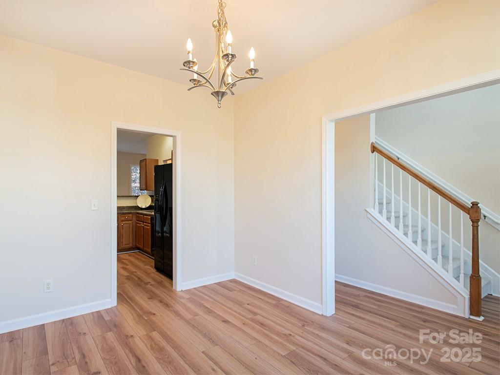 28 Stone River Drive Property Photo 8