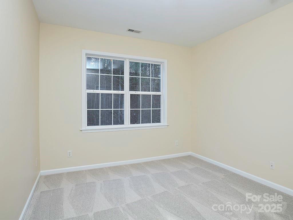 28 Stone River Drive Property Photo 18