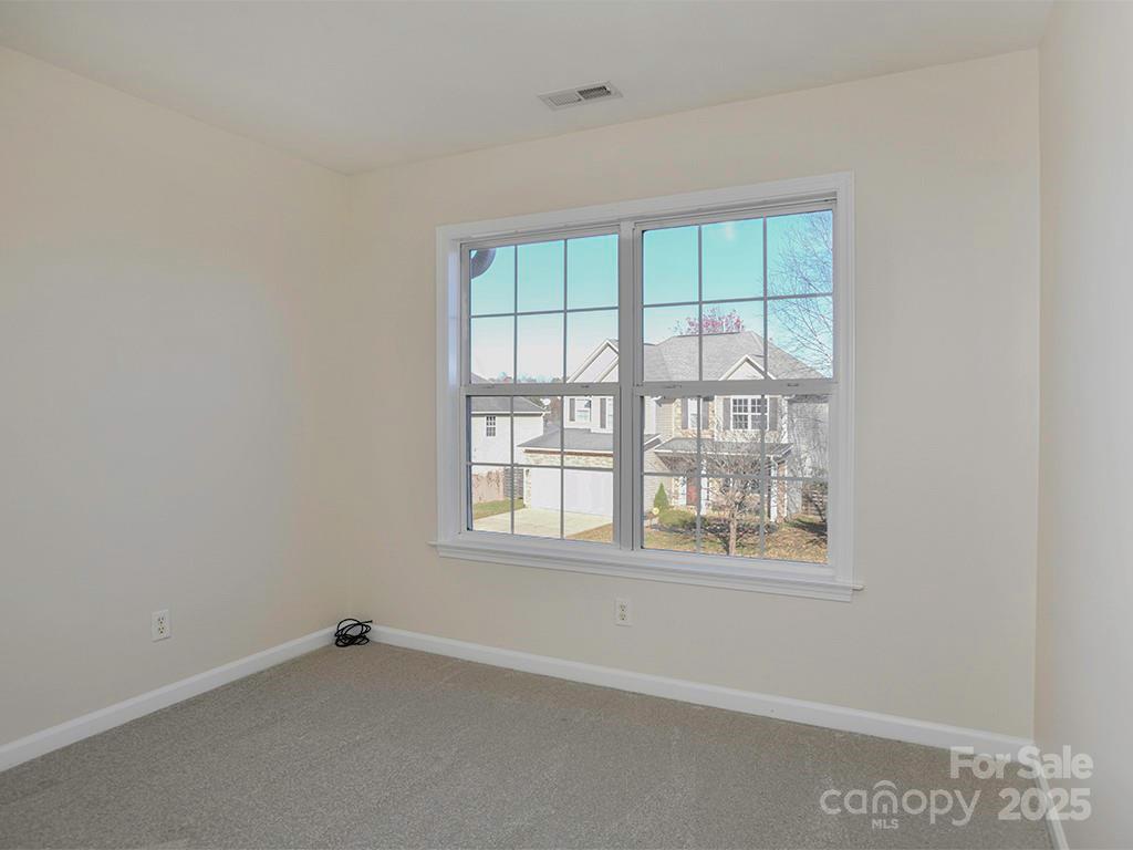 28 Stone River Drive Property Photo 26