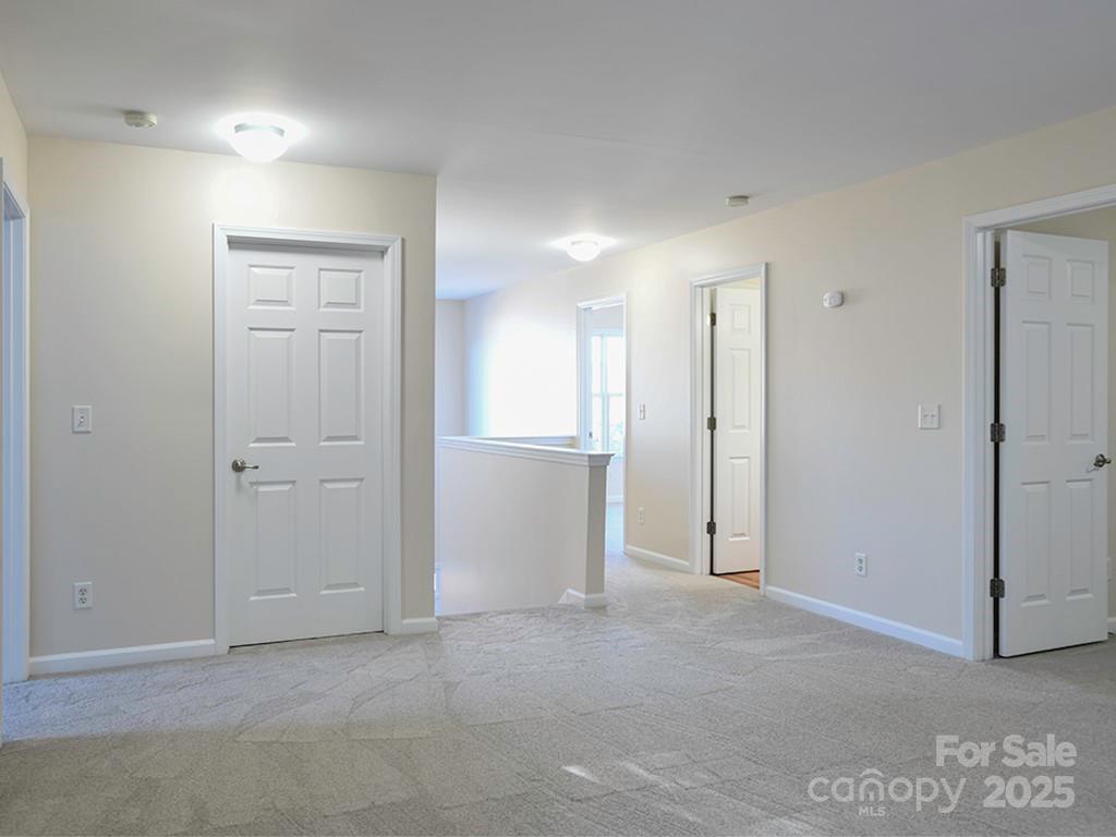 28 Stone River Drive Property Photo 31