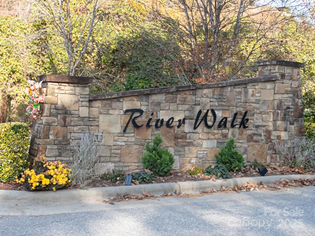 28 Stone River Drive Property Photo 38
