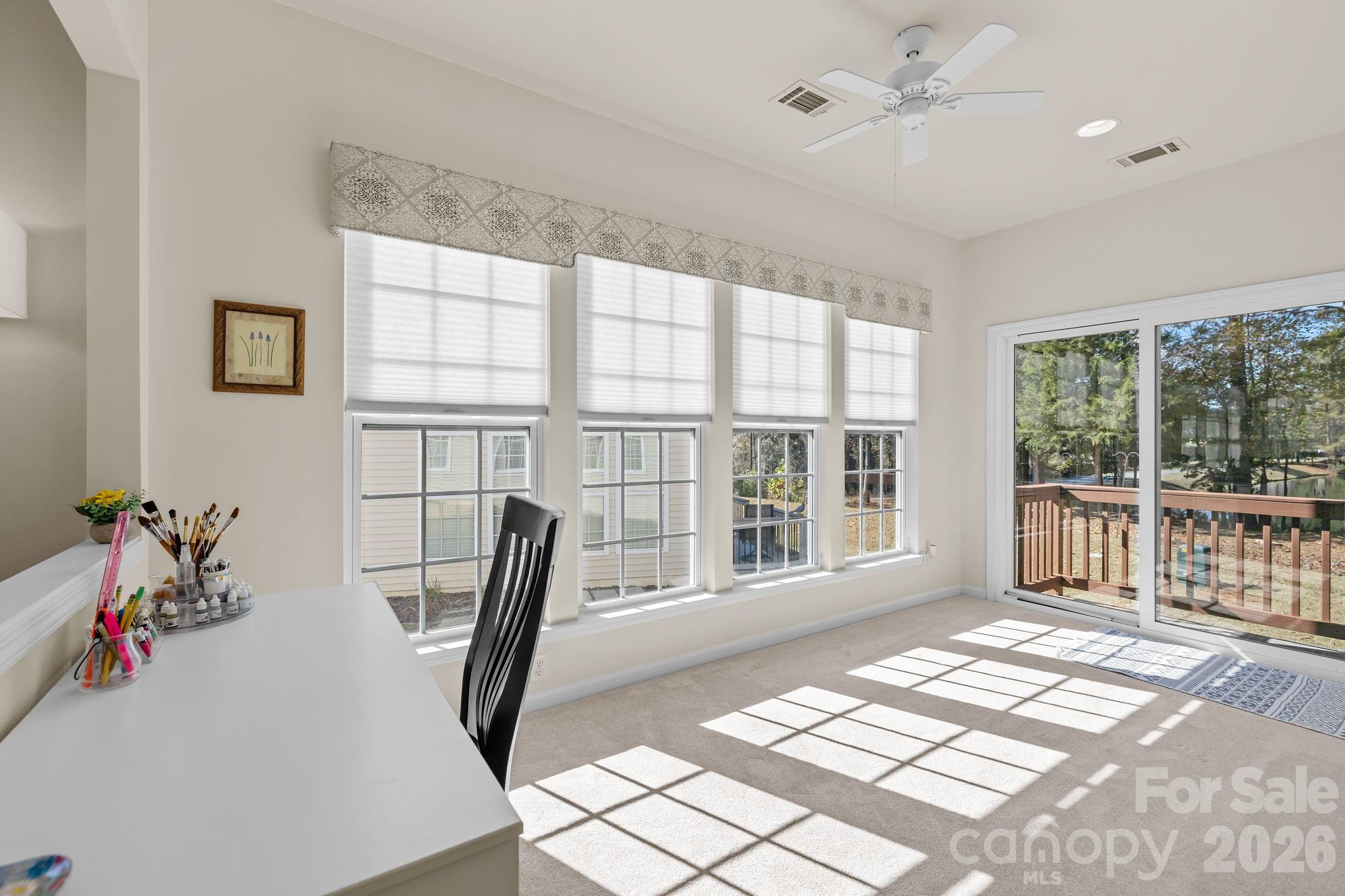1043 Sweetleaf Drive Property Photo 14