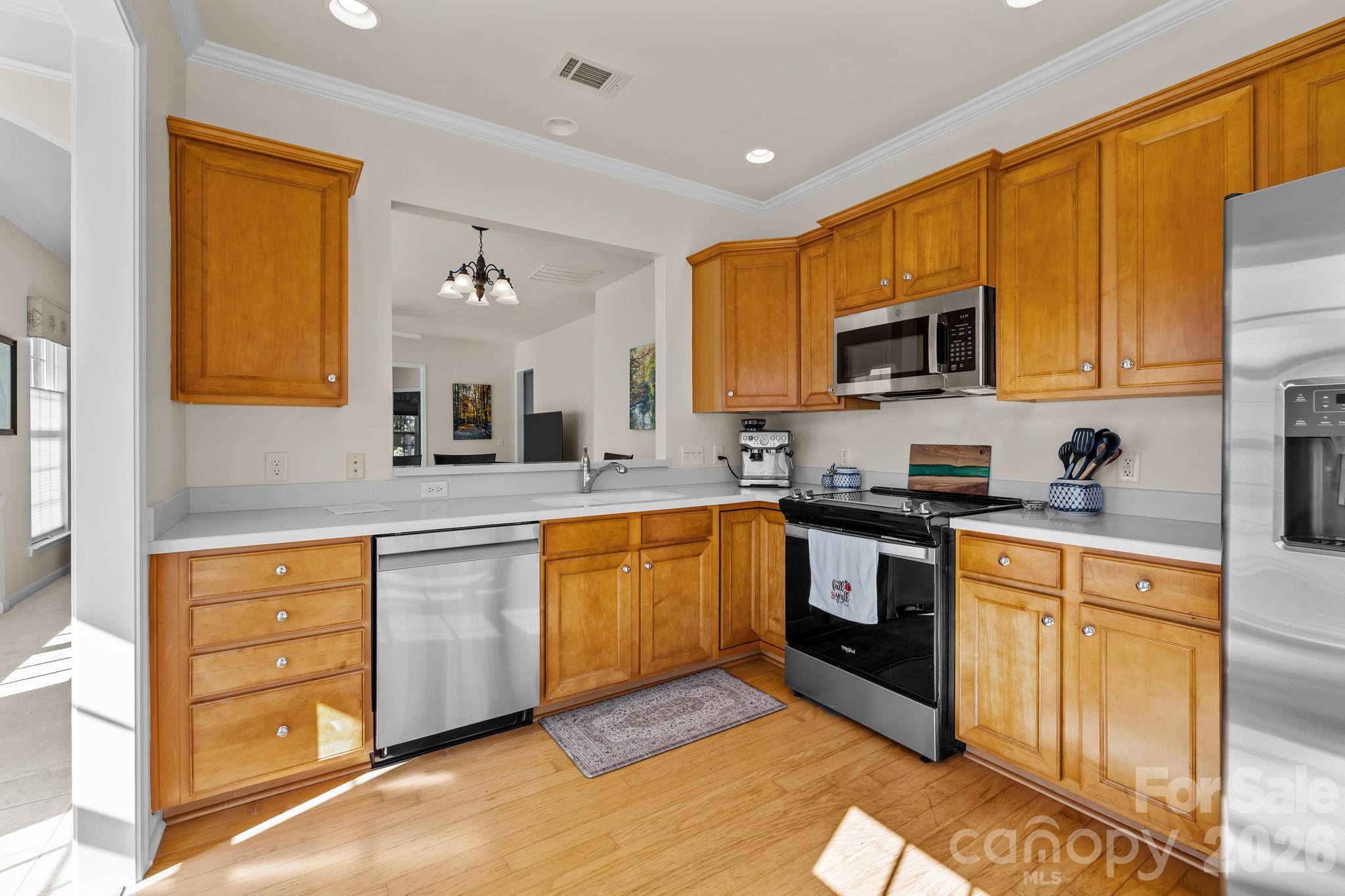 1043 Sweetleaf Drive Property Photo 25