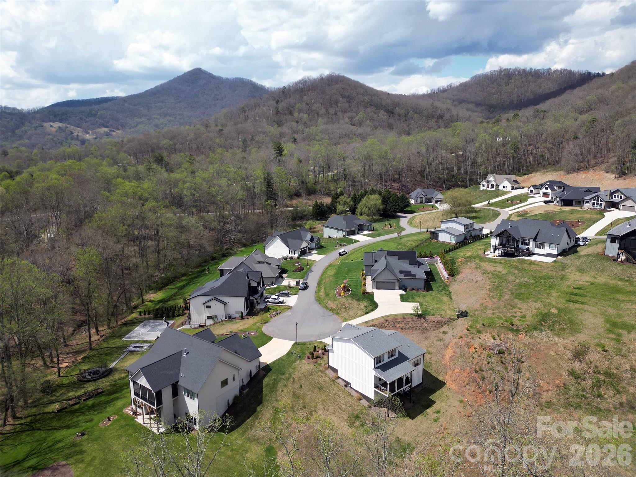 18 Sagewood Drive Property Photo 4