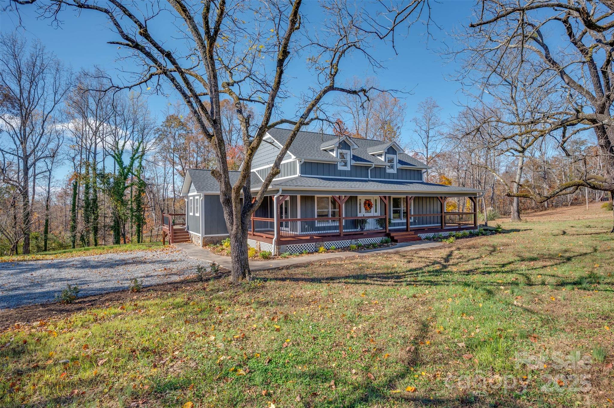 1121 Cove Road Property Photo 2