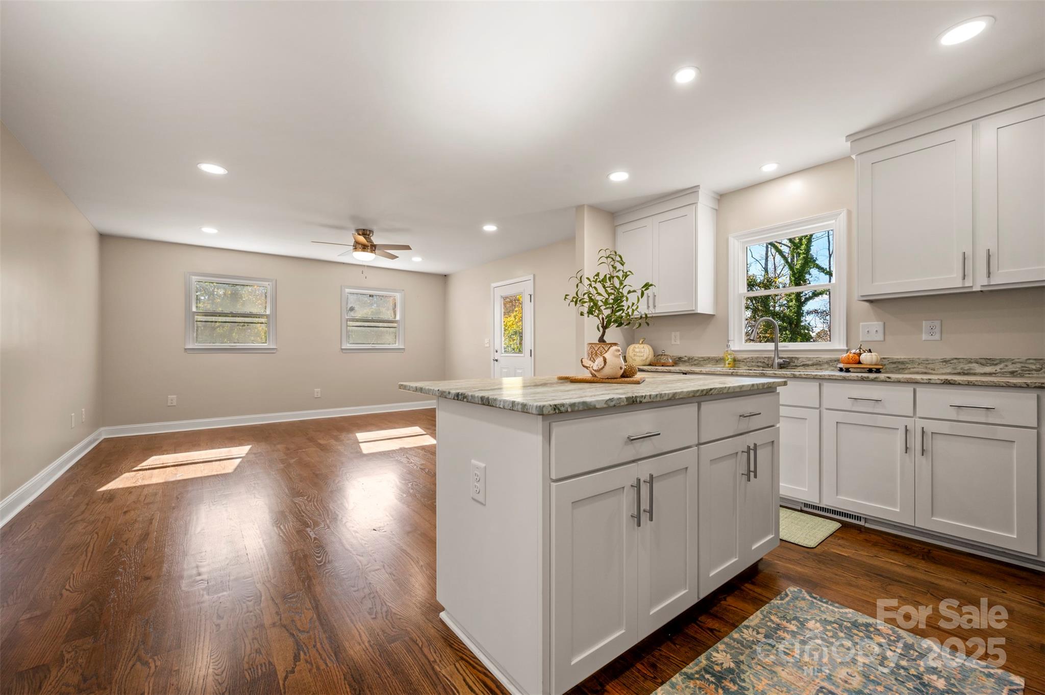 1121 Cove Road Property Photo 17