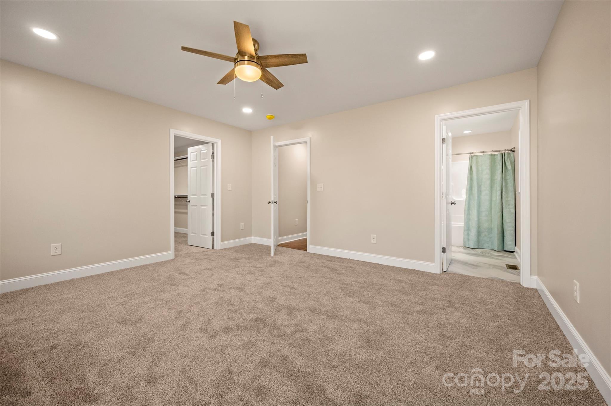 1121 Cove Road Property Photo 24