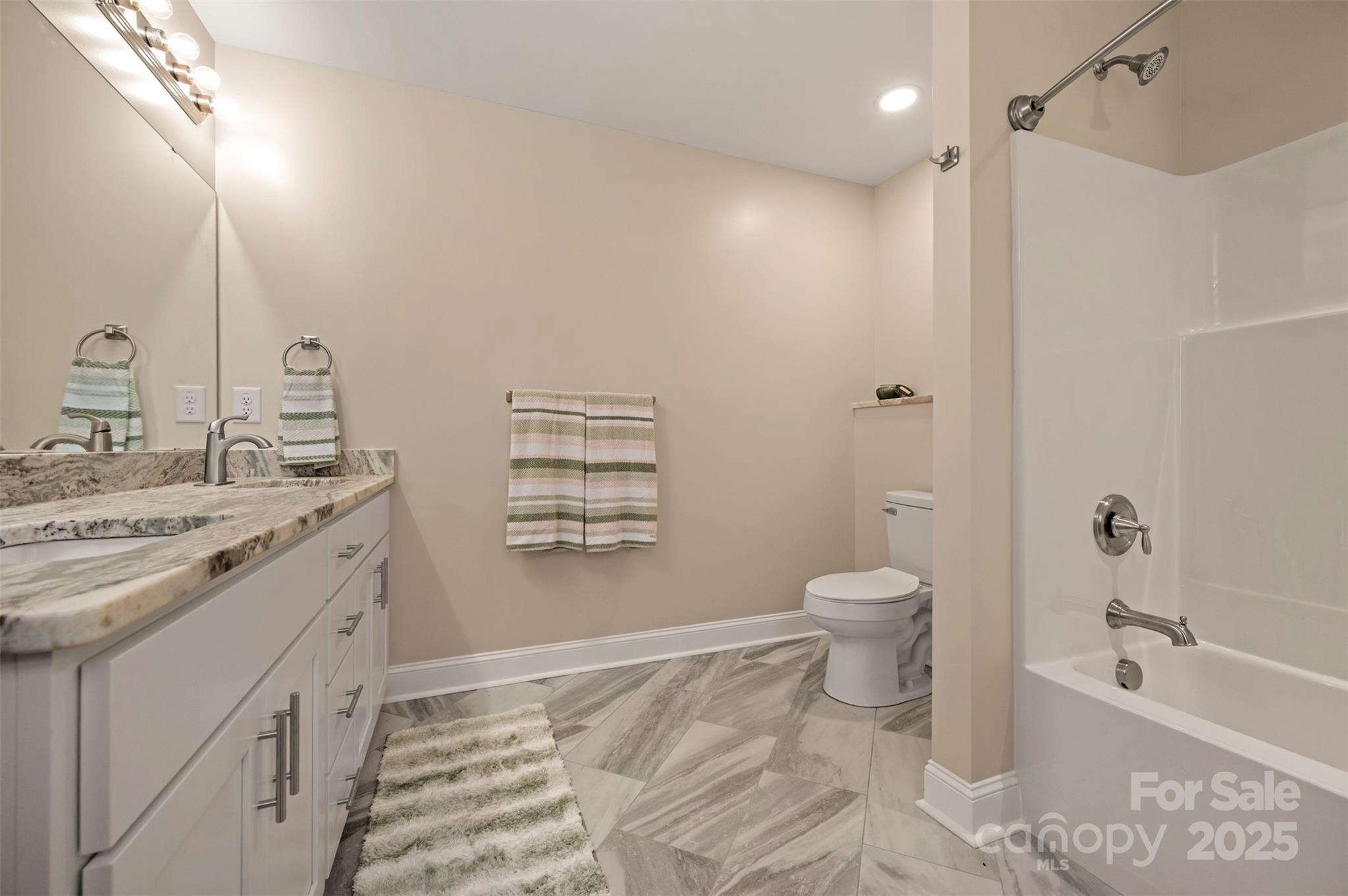 1121 Cove Road Property Photo 25