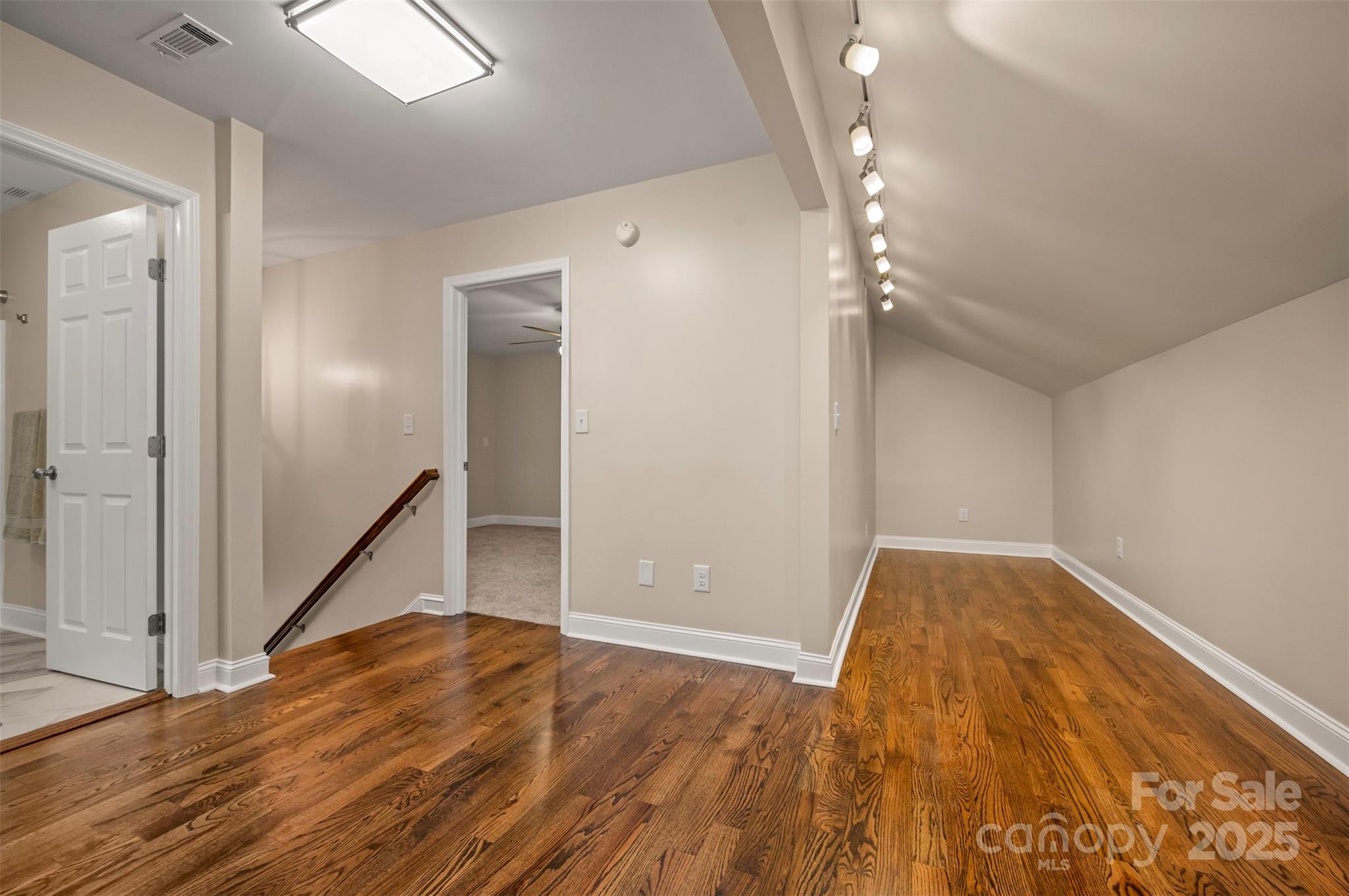 1121 Cove Road Property Photo 27