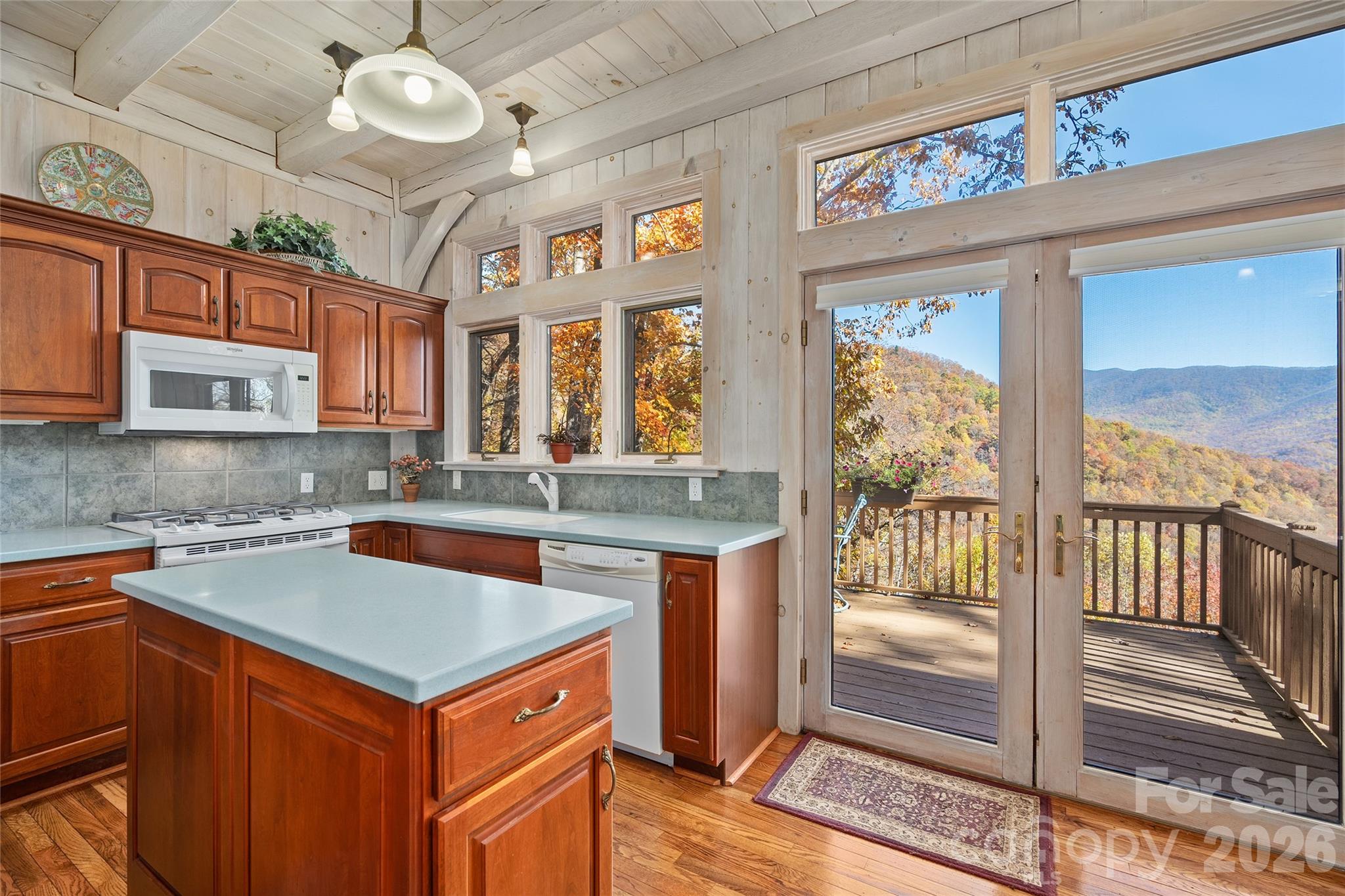 33 Great Aspen Way Property Photo 10
