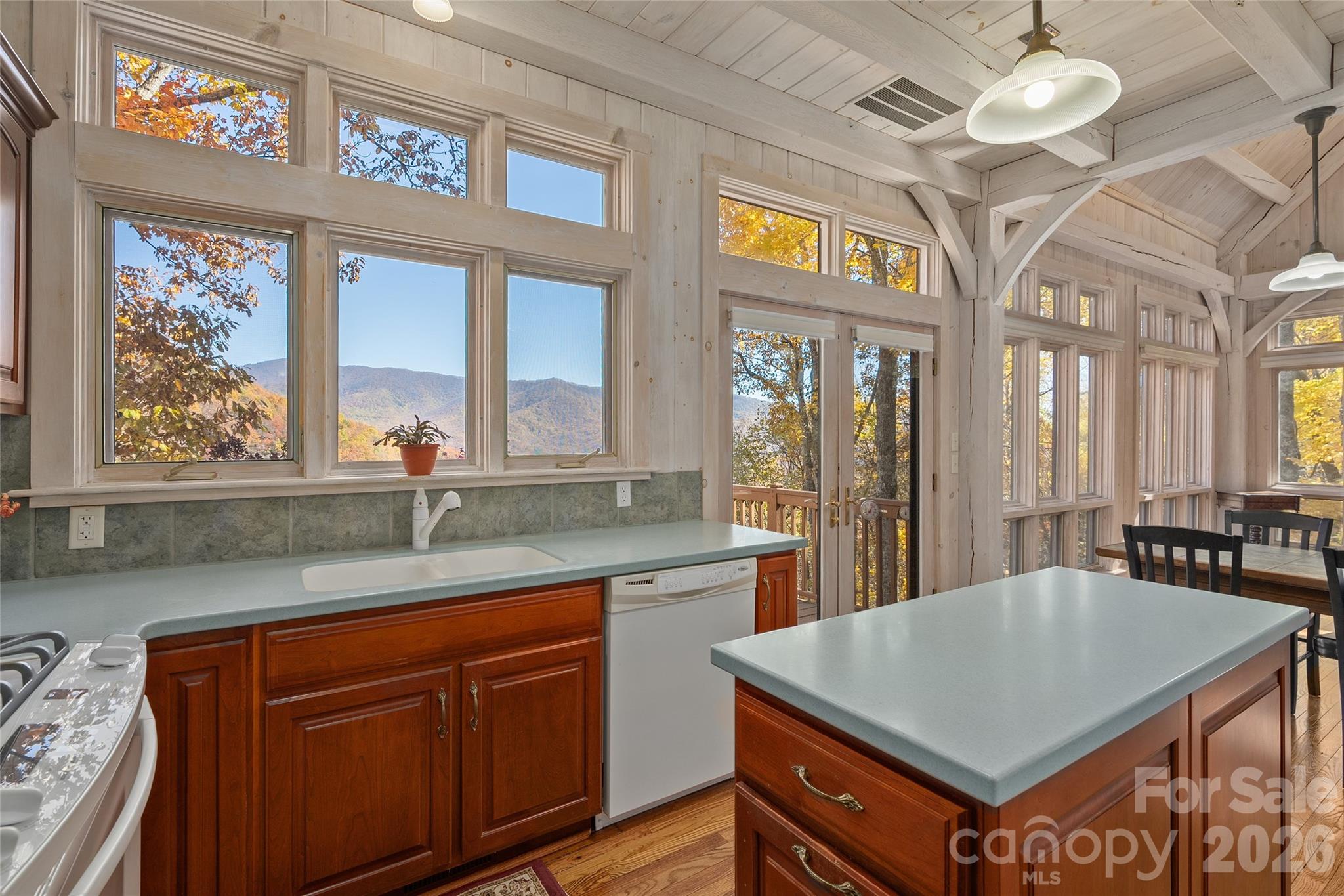 33 Great Aspen Way Property Photo 12